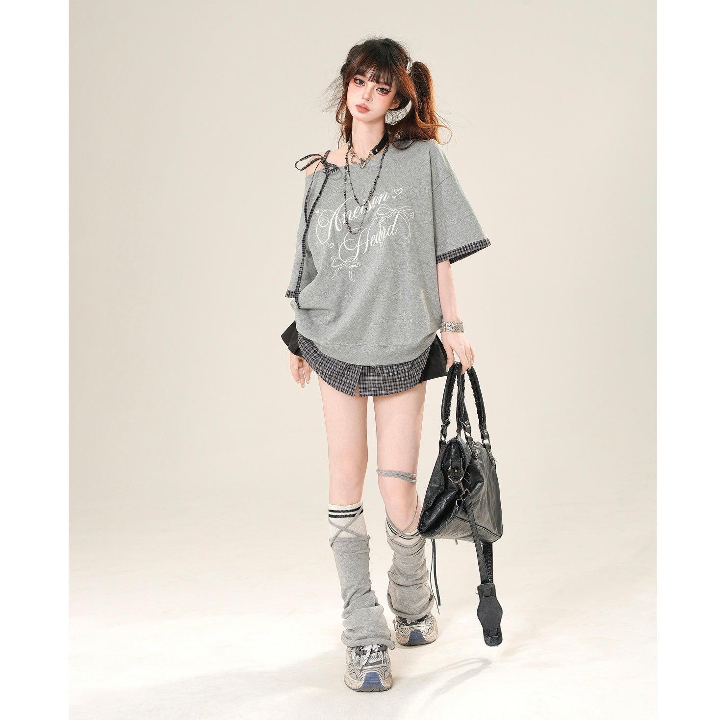 Check-Panelled Loose Neck T-shirt KK2059