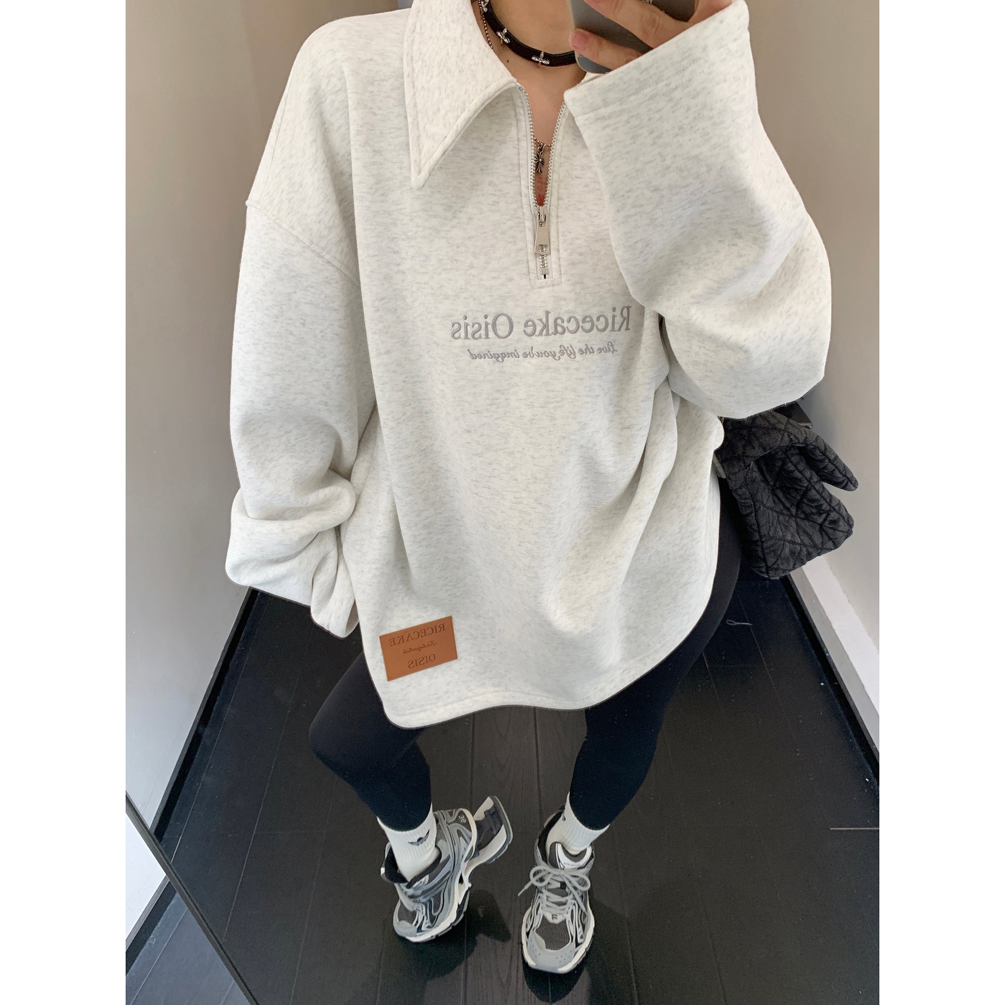 Large Lapel Embroidery Half-Zip Loose Sweat MW9603