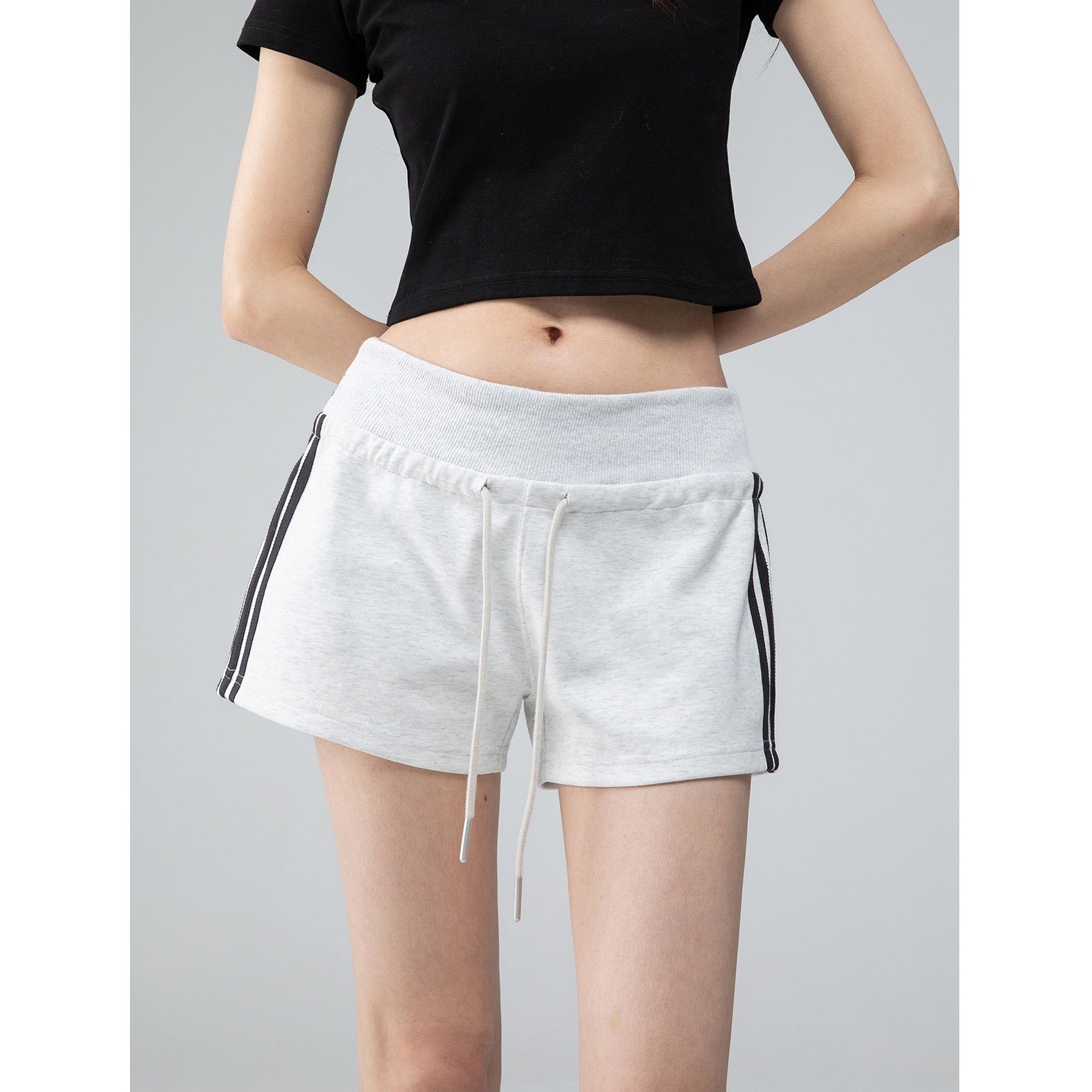 Side Striped Casual Short Pants IC9034