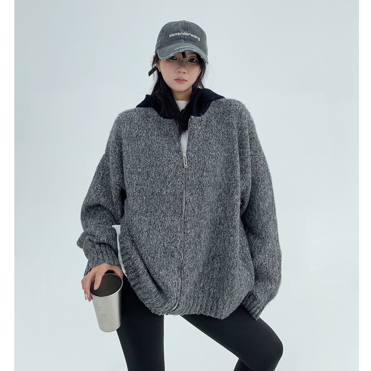 Bristles Contrast Thickened Knitted Hooded Jacket MW9612