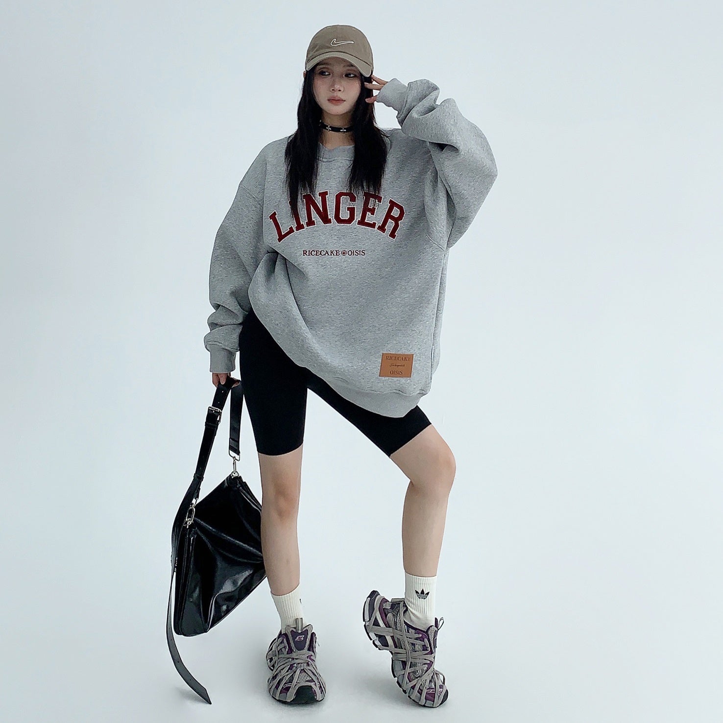 Simple Flannel Embroidery Heavy Crewneck Sweat MW9469