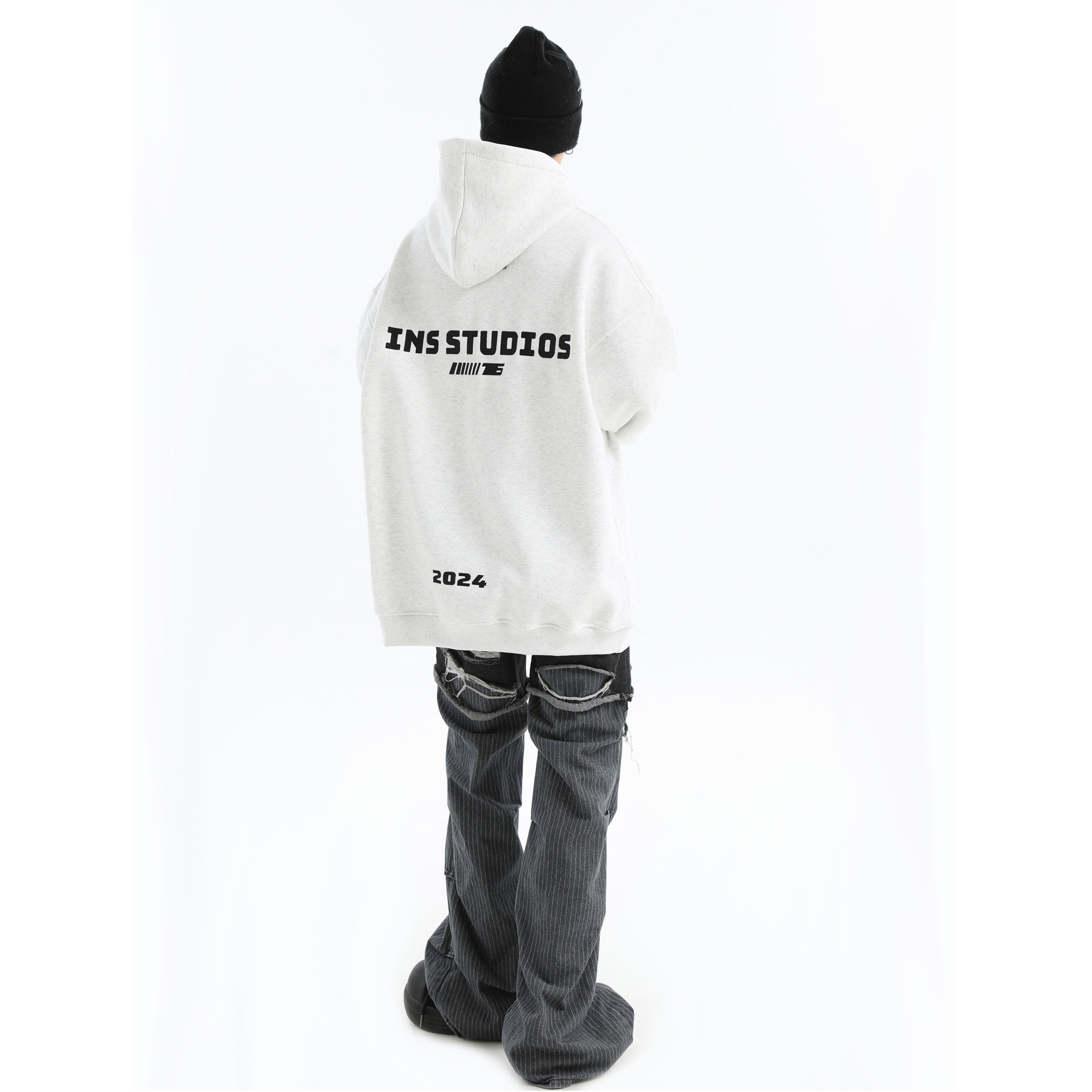 Embroidered LOGO OverSize Hoodie IN7011