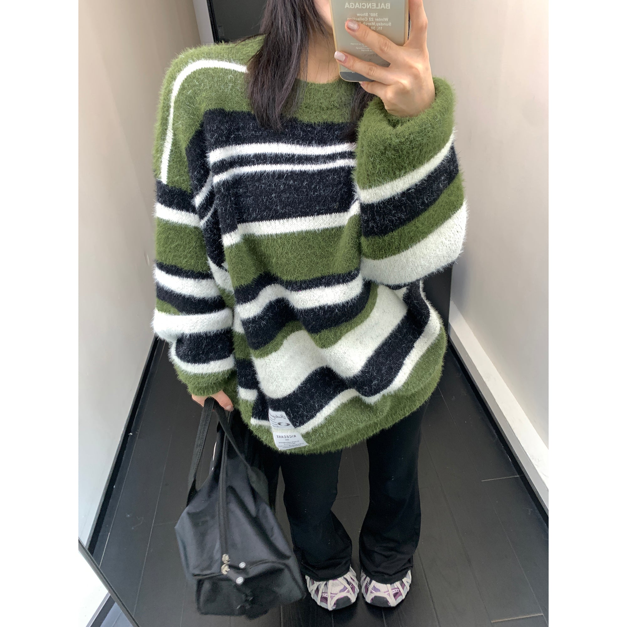 Irregular Border Loose Shaggy Sweater MW9630