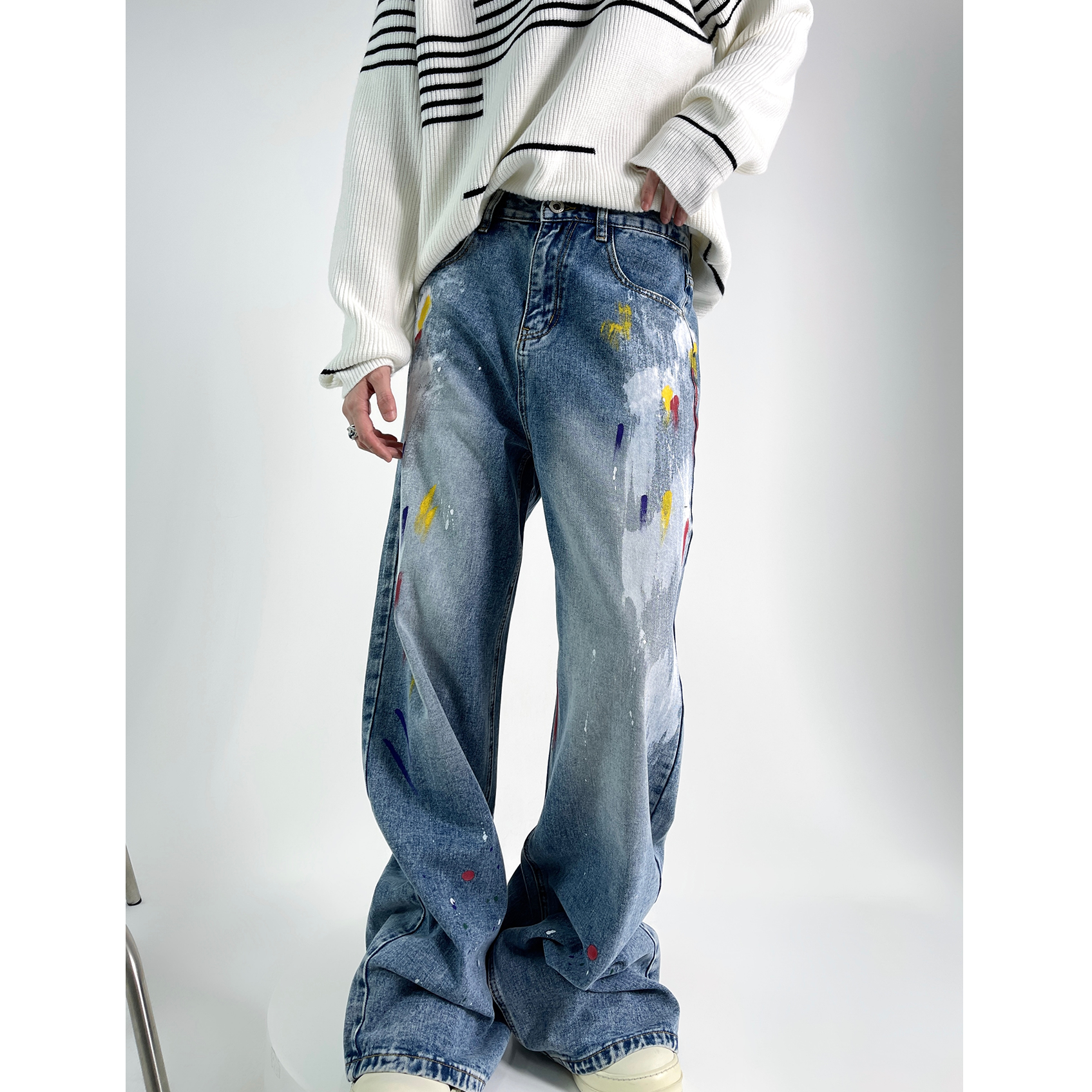 Graffiti Paint Washed Straight Jeans EA7006