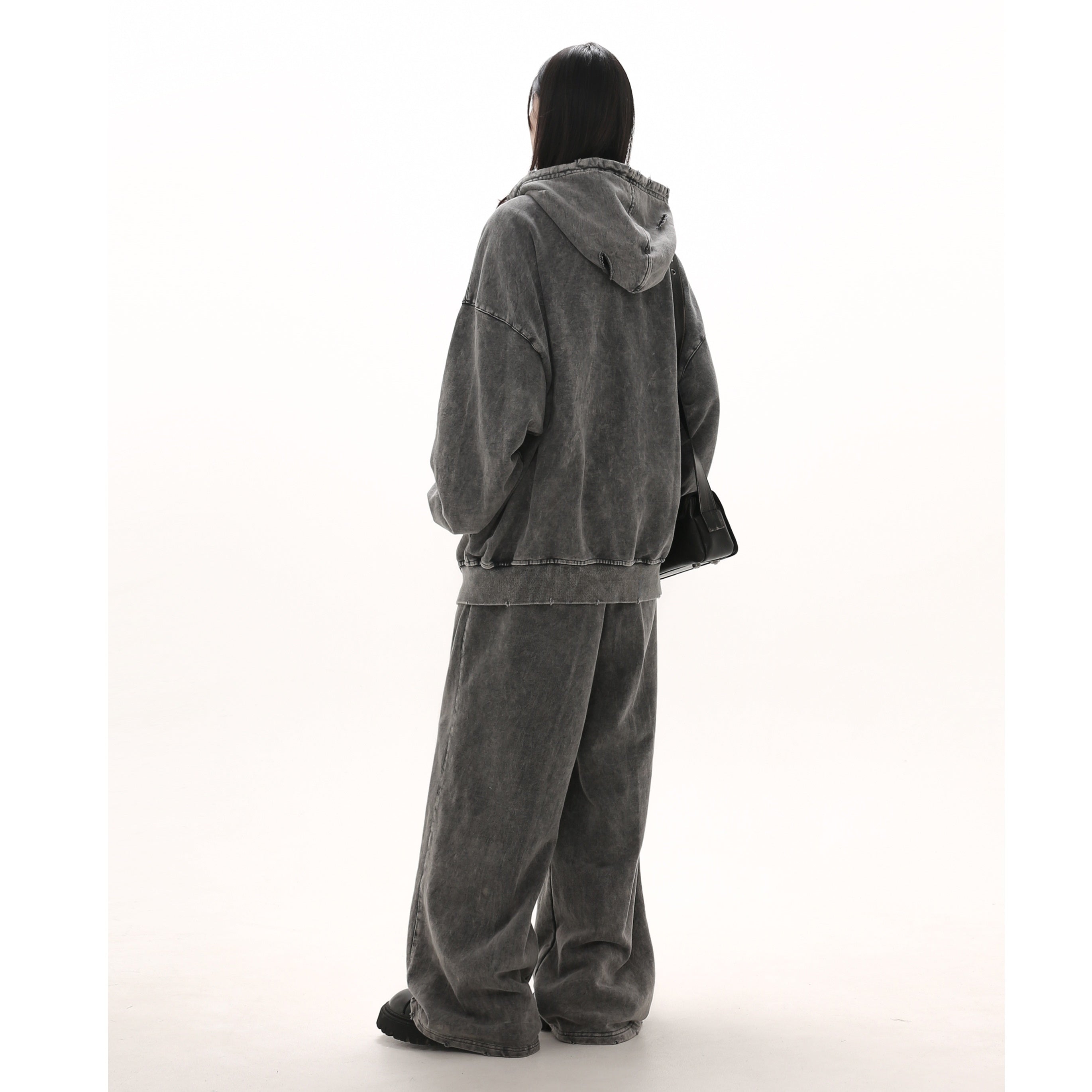 Ripped Wash Loose Sweat Pants GB7024