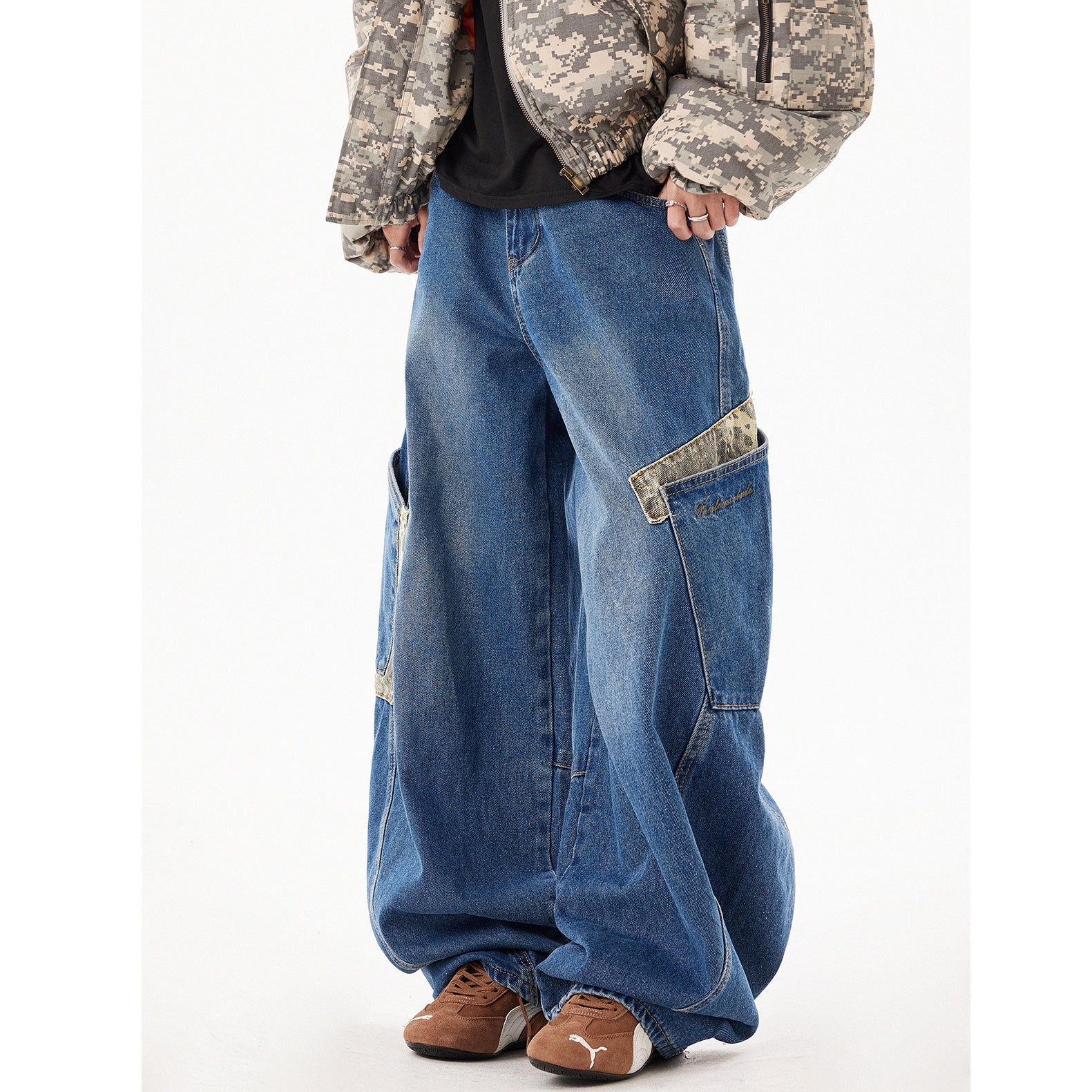 Camouflage Leopard Print Stitched Scimitar Jeans MW9717