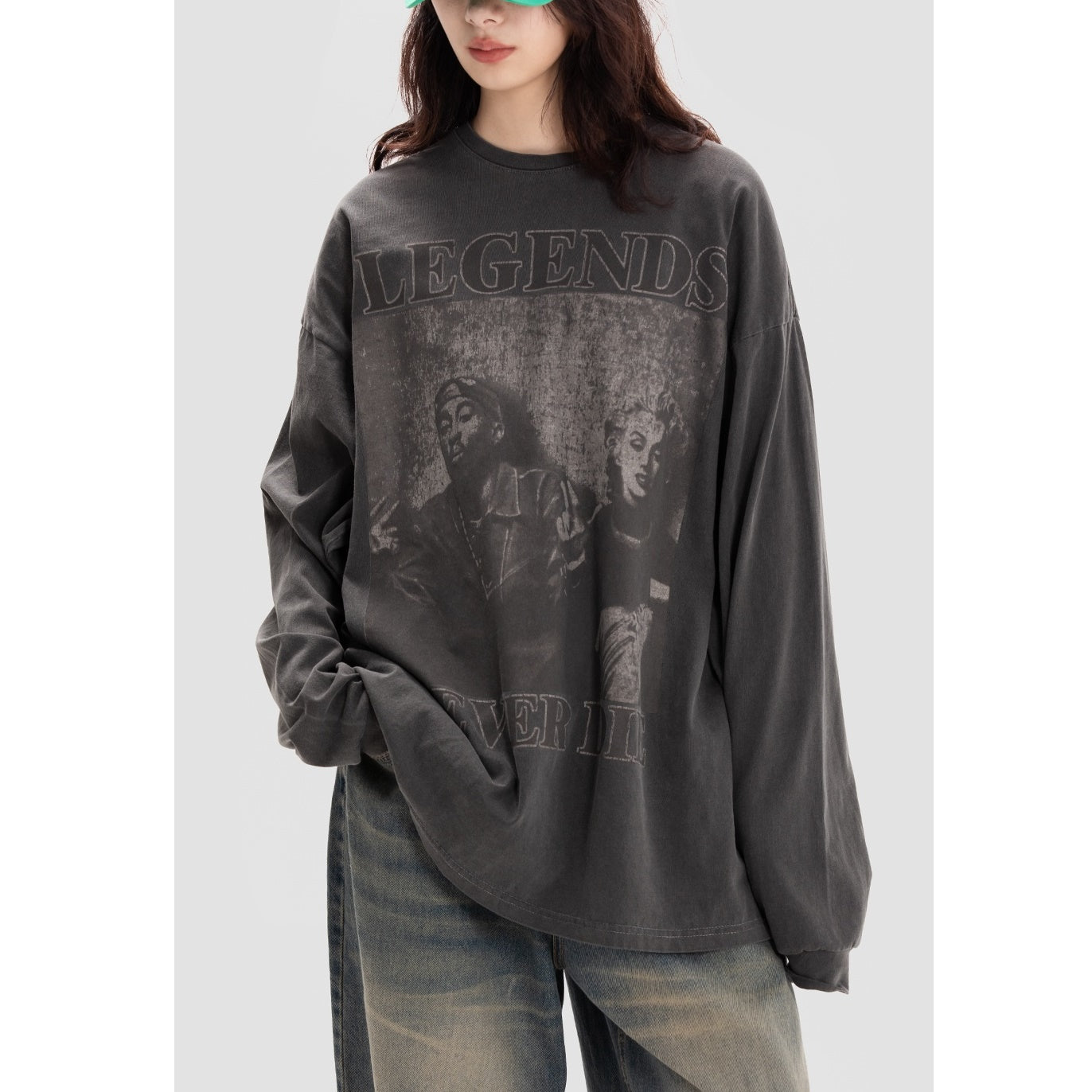 Washed Old Character Alphabet Print Long Sleeve T-Shirt MW9063