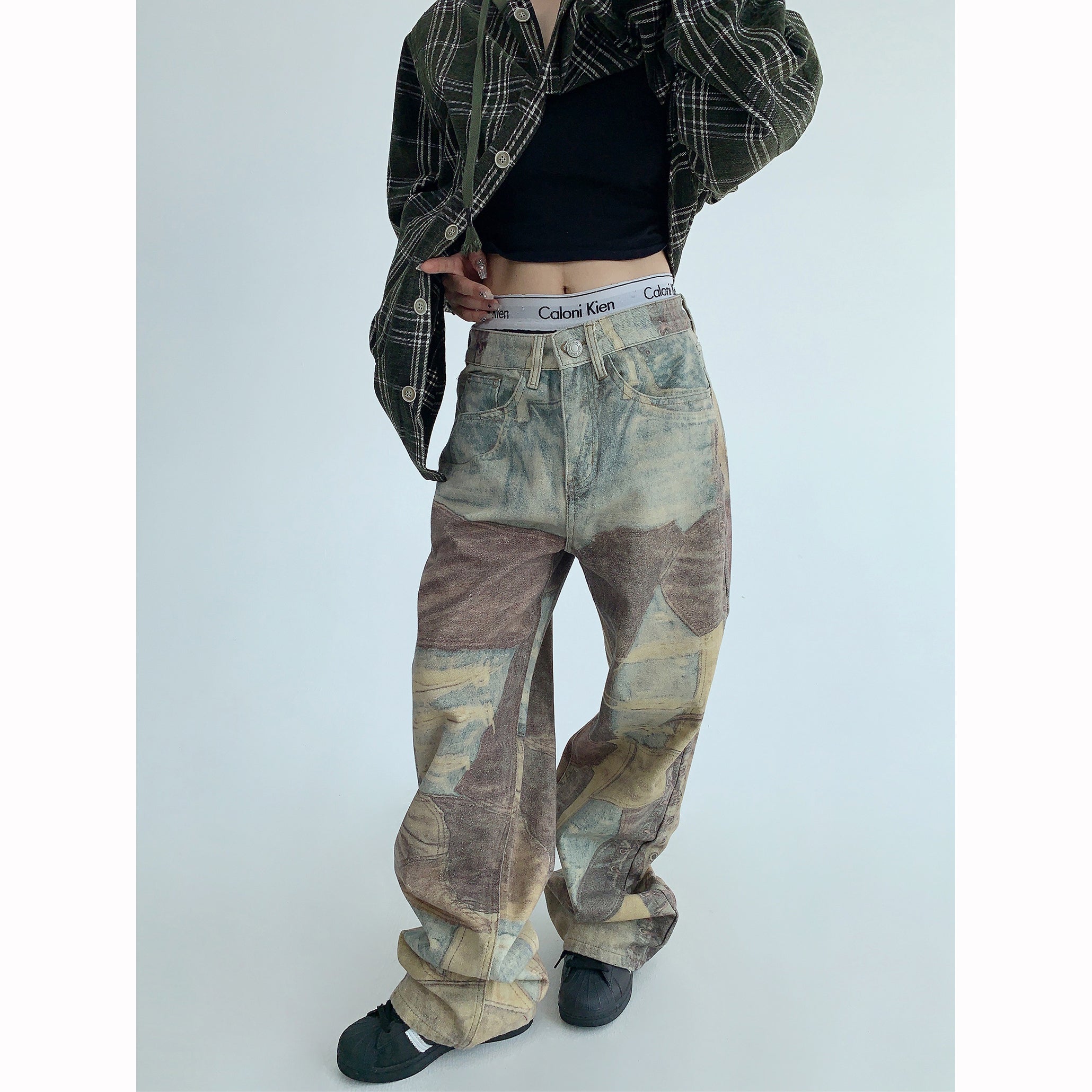 Heavy Industry Distressed Printed Straight Jeans MW9499