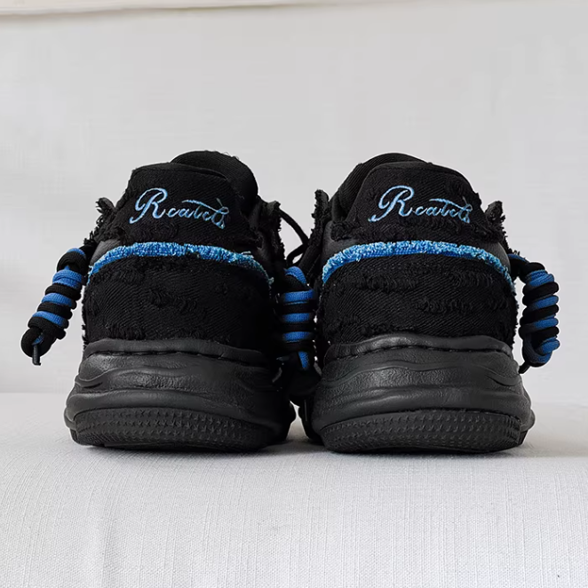 Invisible Heightened Thick-soled Casual Sneaker FG2006