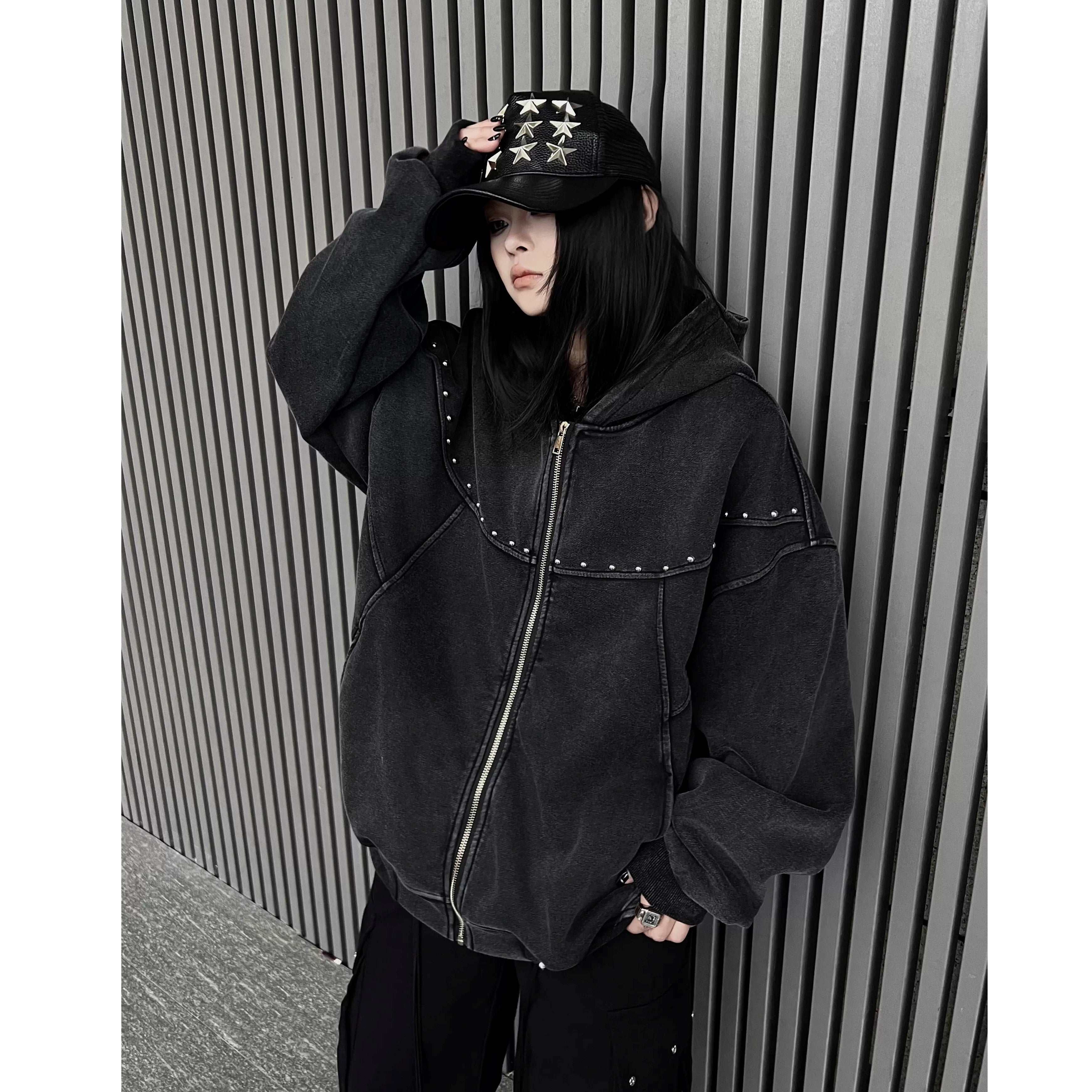 Studded Design Washed Hooded Sweat MW10346