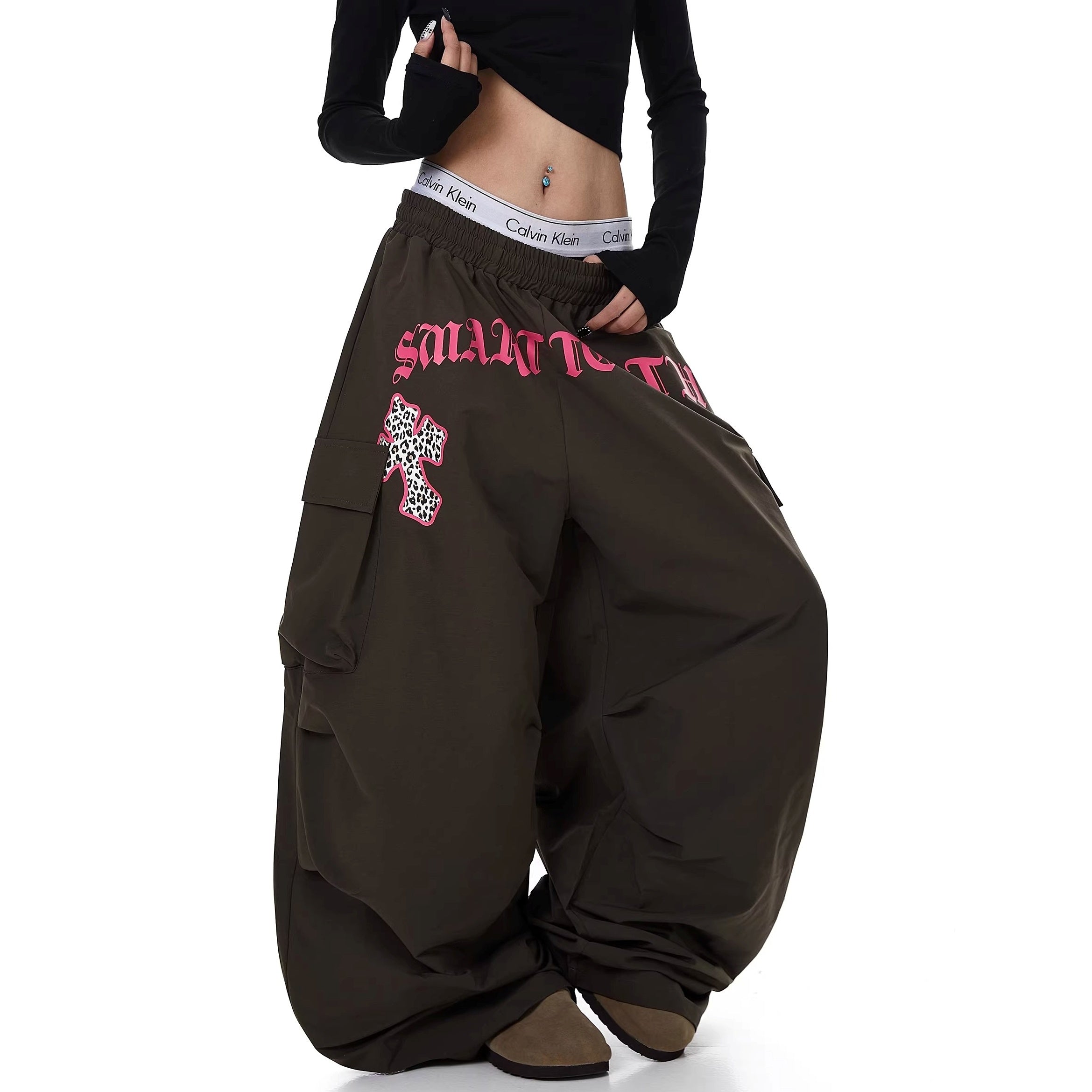 Letter Print Pleated Paratrooper Cargo Pants BK7074