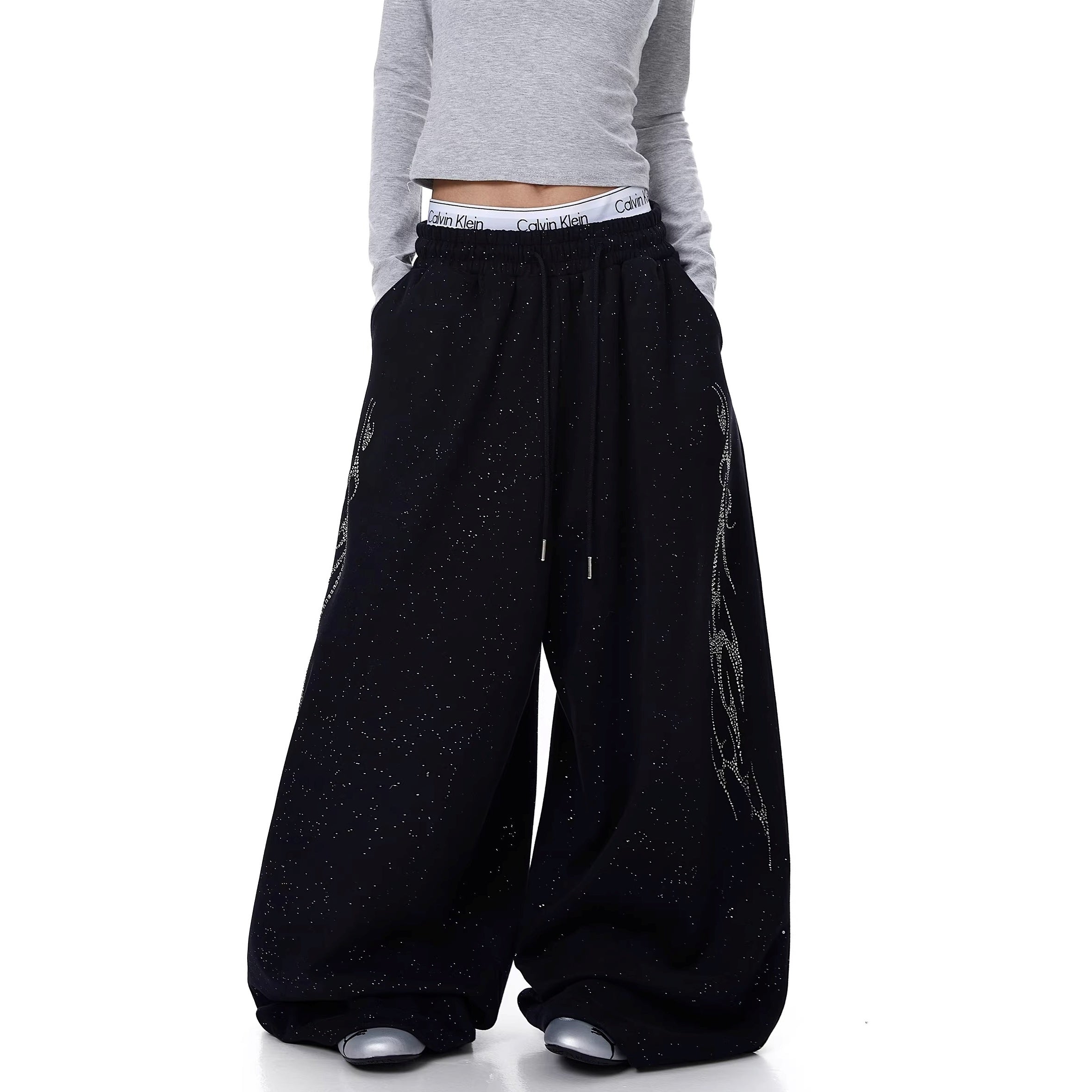 Flame Rhinestoner Wide Curve Sweat Pants MW10359
