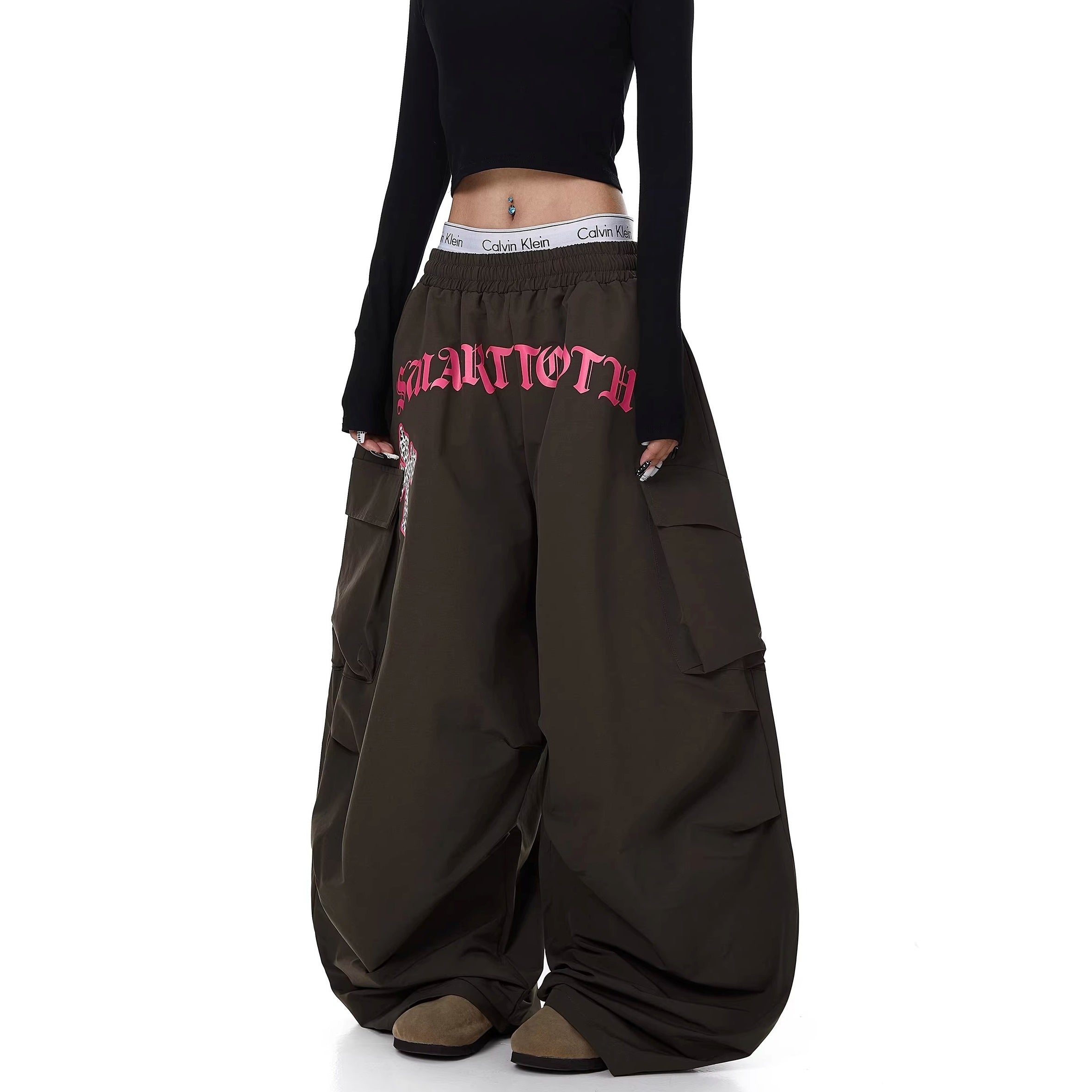 Letter Print Pleated Paratrooper Cargo Pants BK7074