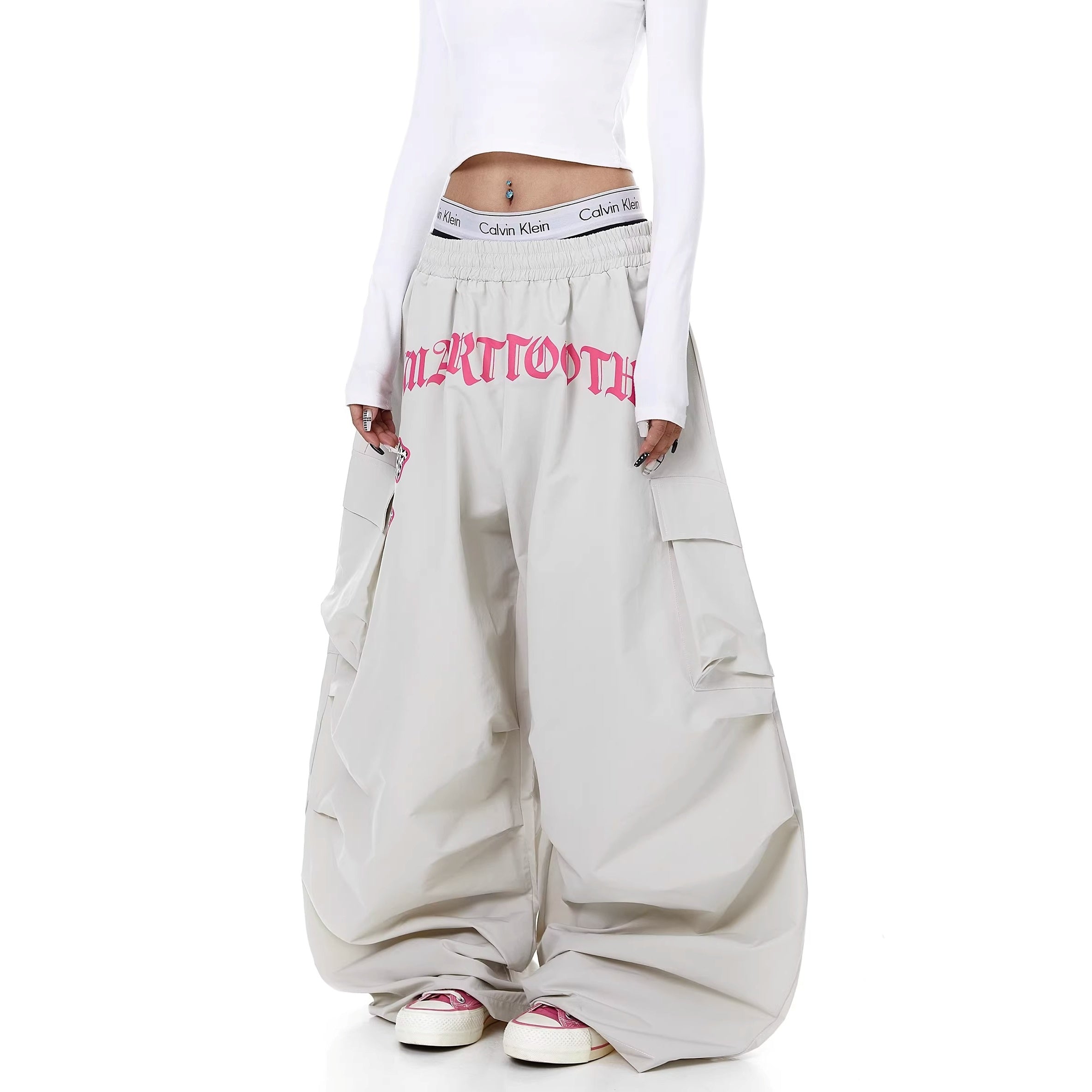 Letter Print Pleated Paratrooper Cargo Pants BK7074
