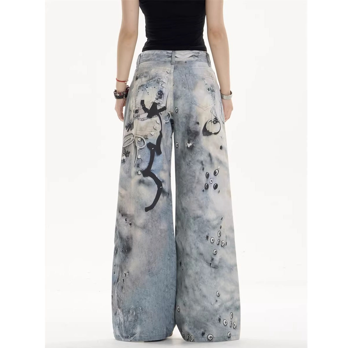 Chain Tag Graffiti Printed Washed Wide-leg Jeans MW10308