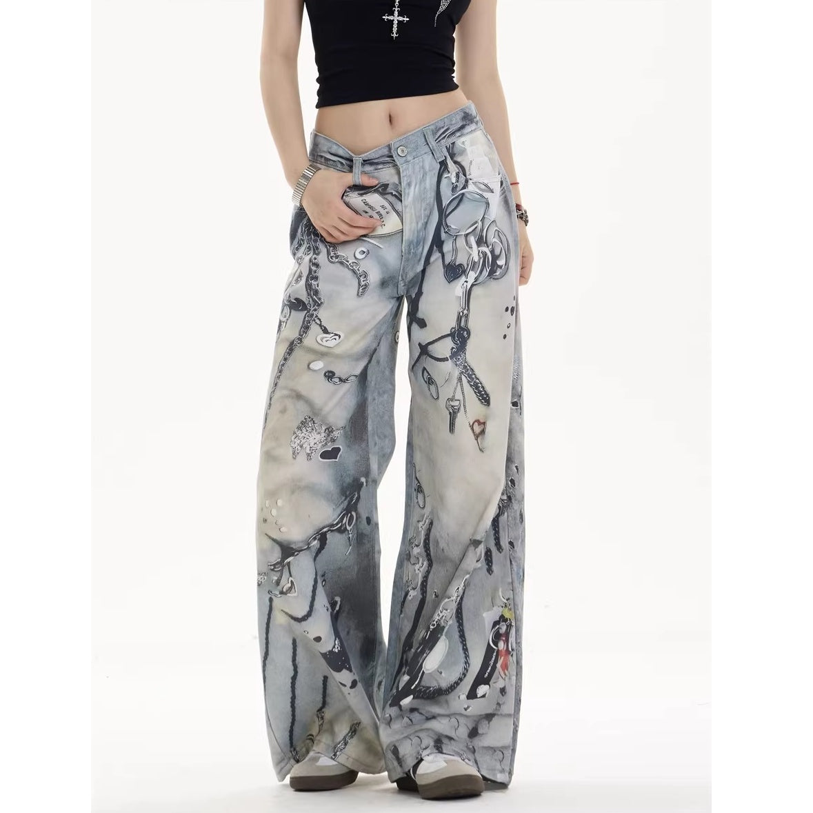 Chain Tag Graffiti Printed Washed Wide-leg Jeans MW10308