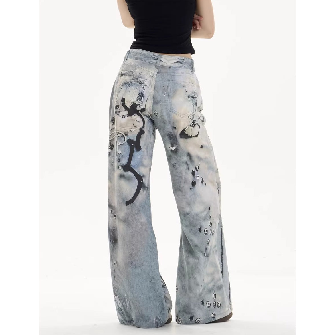 Chain Tag Graffiti Printed Washed Wide-leg Jeans MW10308