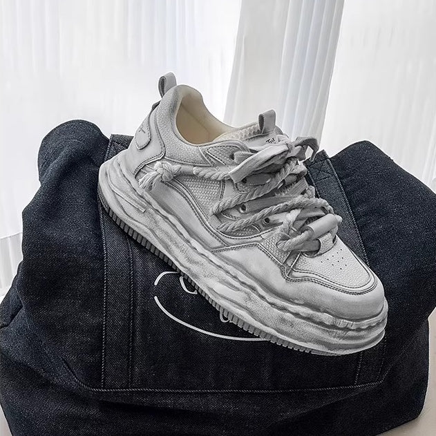 Smudge Design Invisible Heightened Sneaker FG2001