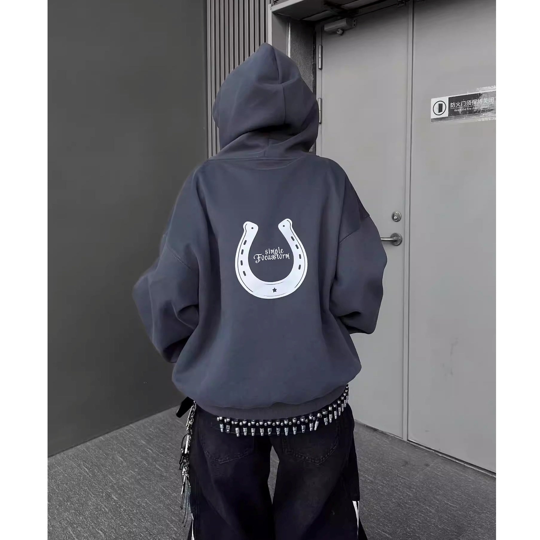 Horseshoe Graphic Letter Print Hoodie MW10350