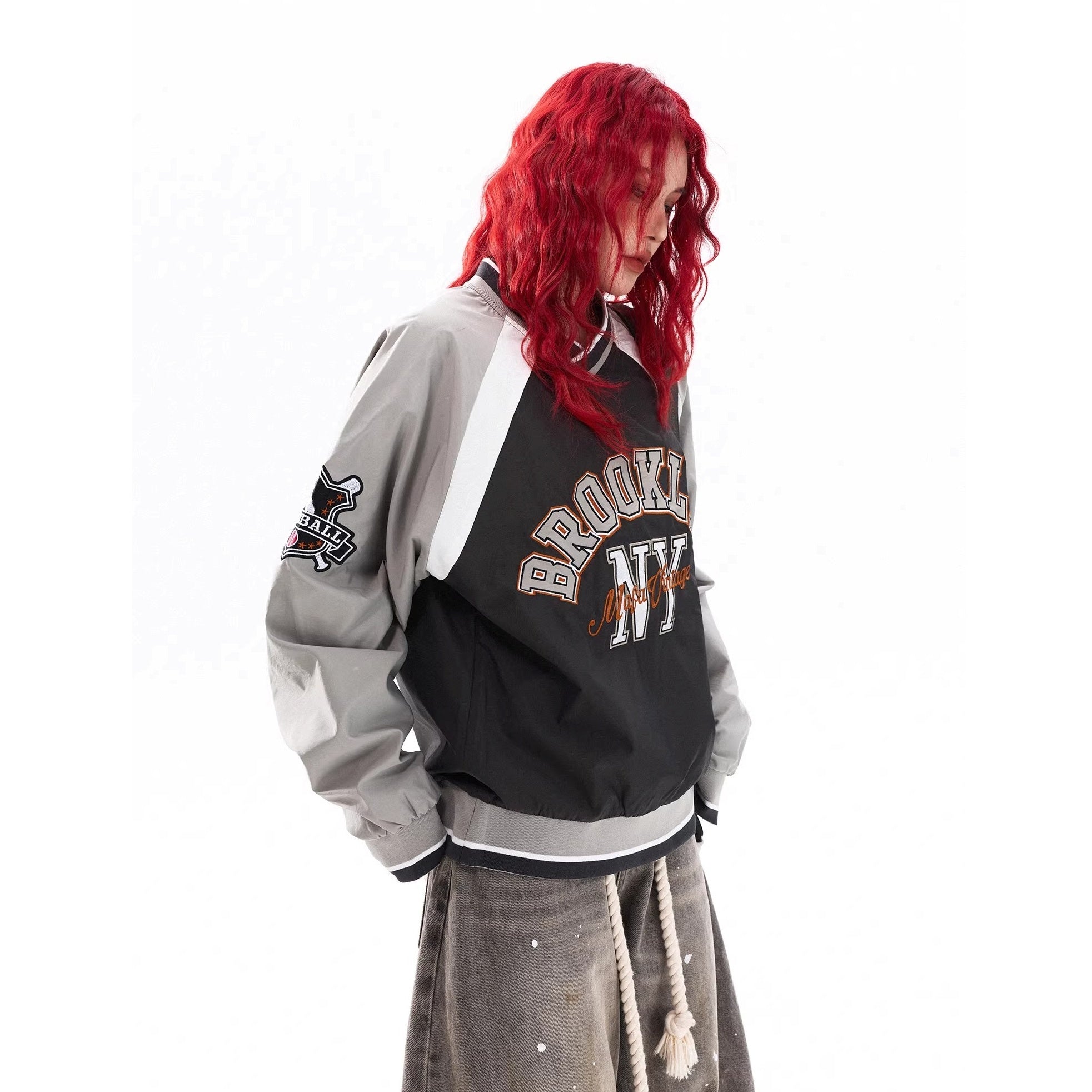 V-neck Baseball Design Athleisure Pullover MW10320