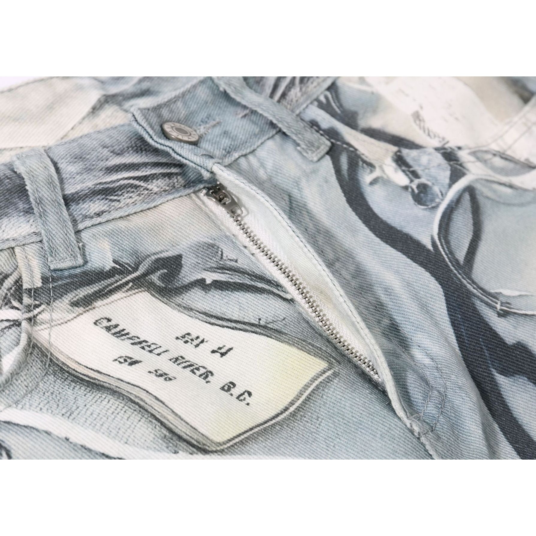 Chain Tag Graffiti Printed Washed Wide-leg Jeans MW10308