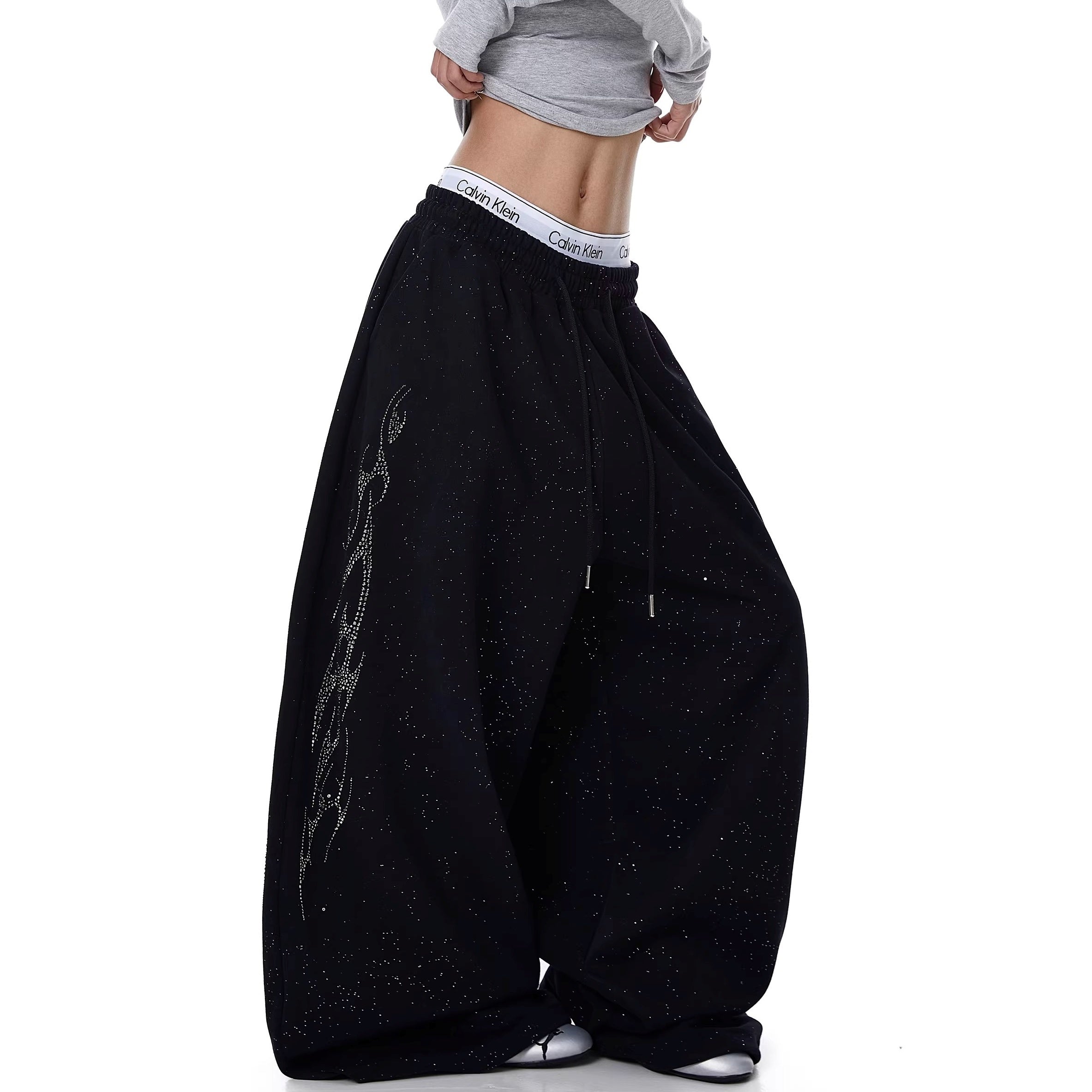 Flame Rhinestoner Wide Curve Sweat Pants MW10359