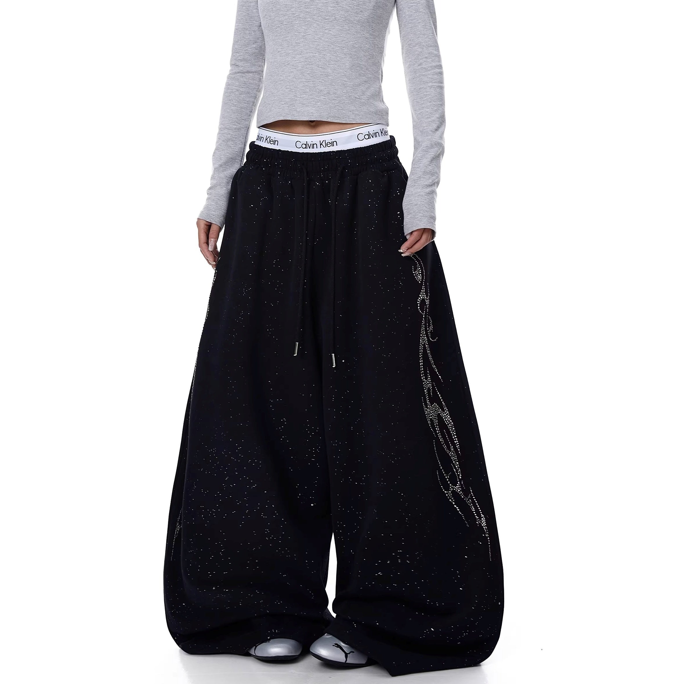 Flame Rhinestoner Wide Curve Sweat Pants MW10359