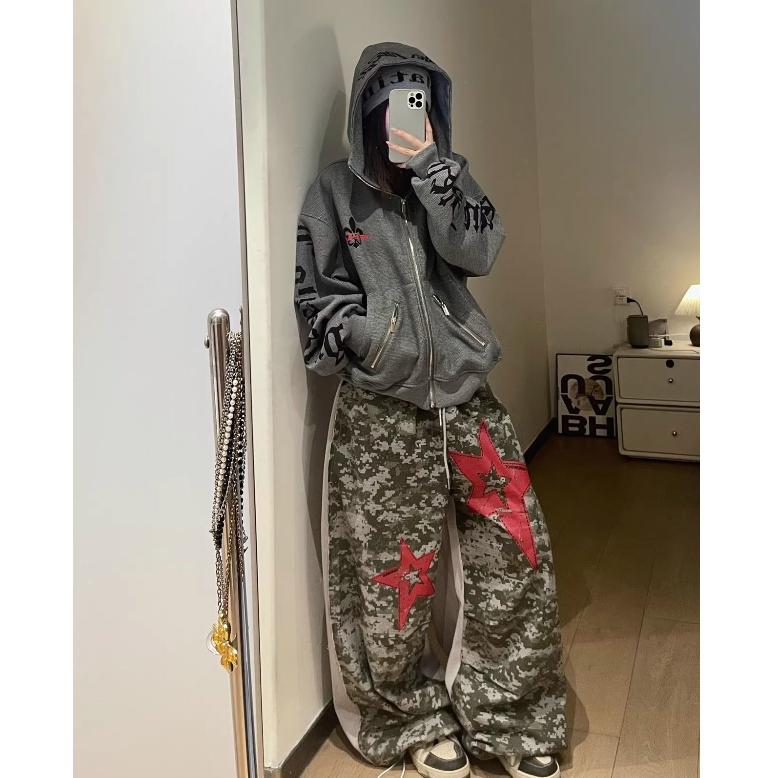 Gothic Letter Zipper Hooded Parka MW10354