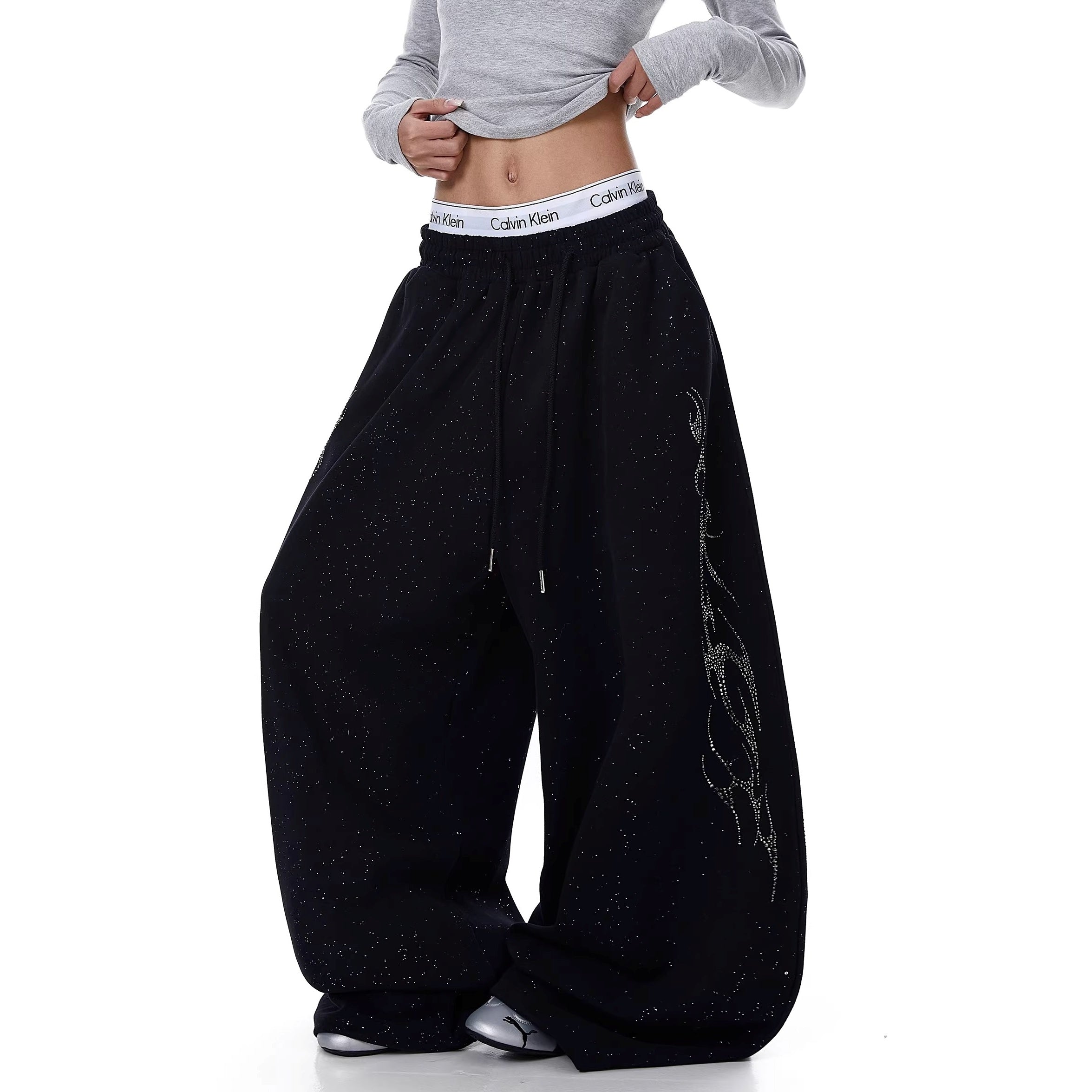 Flame Rhinestoner Wide Curve Sweat Pants MW10359