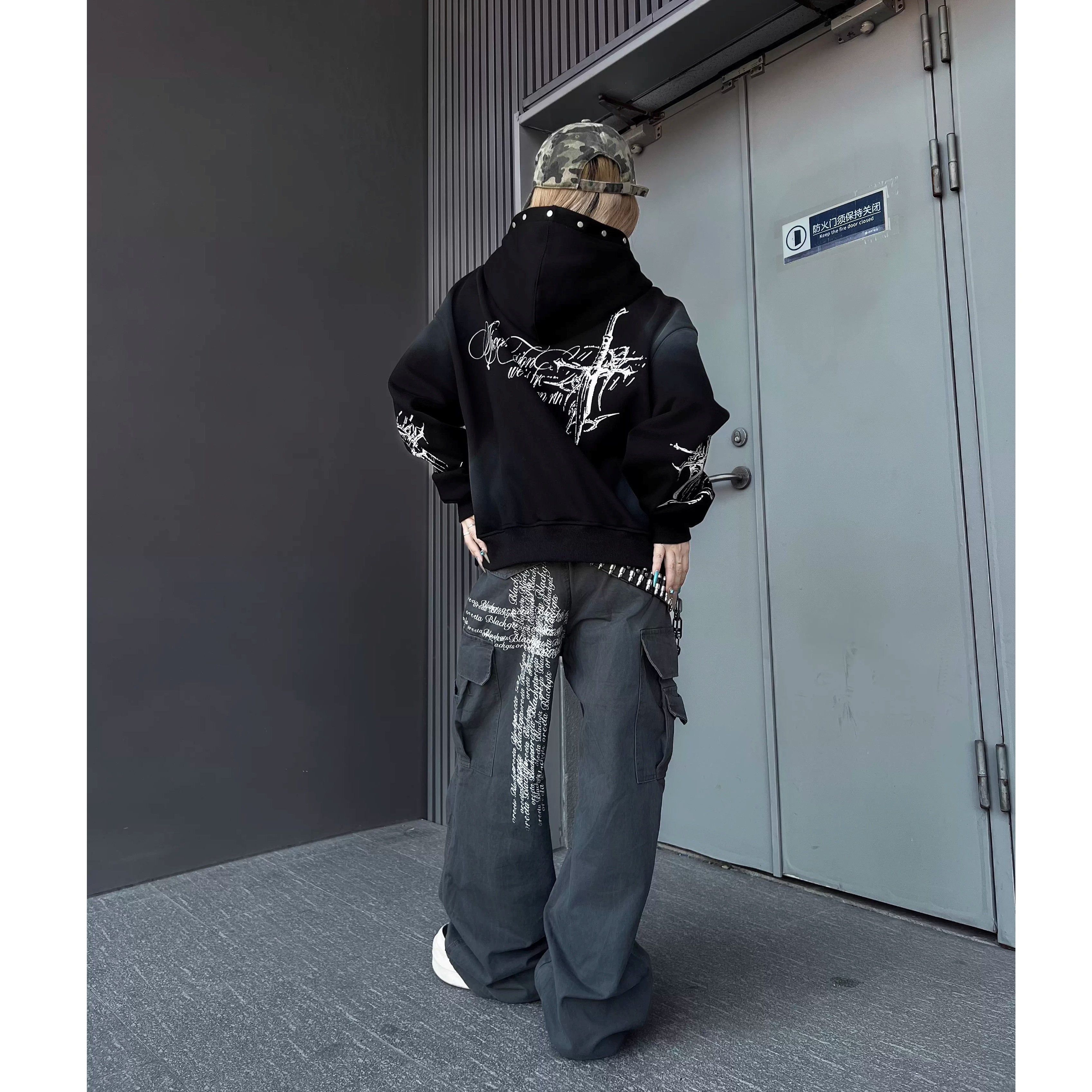 Letter Print Damage Pleats Cargo Pants MW10343