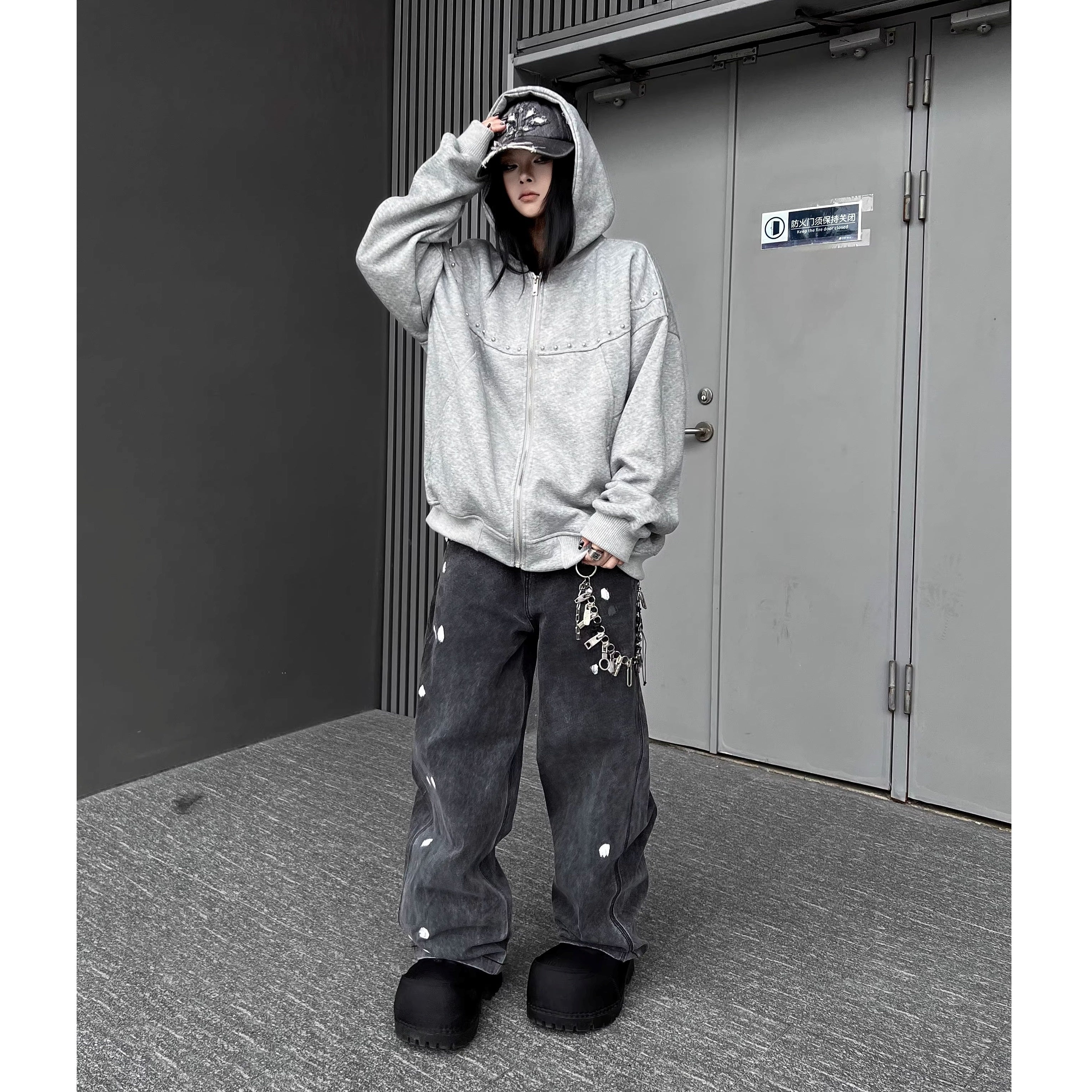 Studded Design Washed Hooded Sweat MW10346