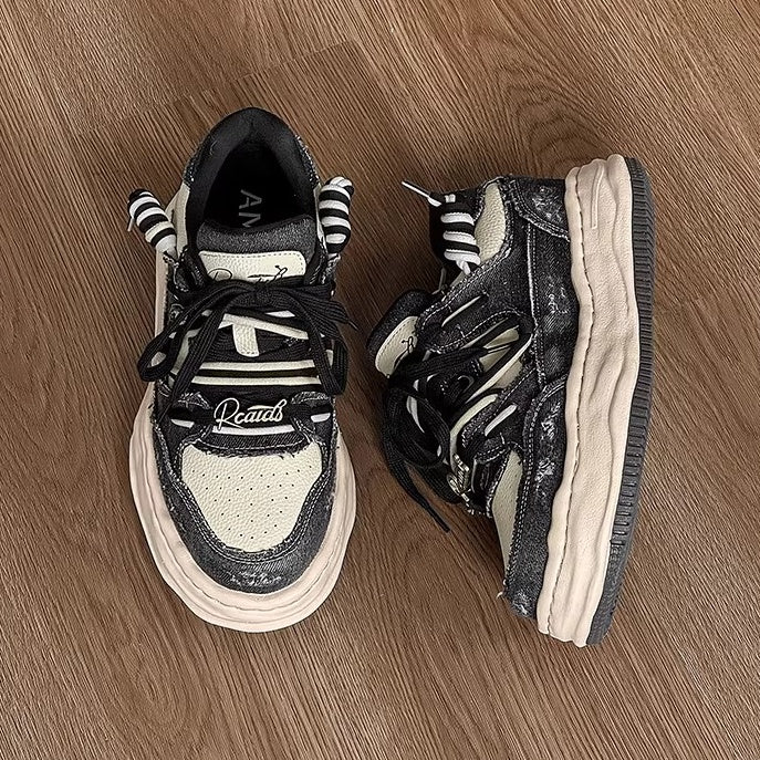 Washed Canvas Invisible Heightened Thick-soled Sneaker FG2002