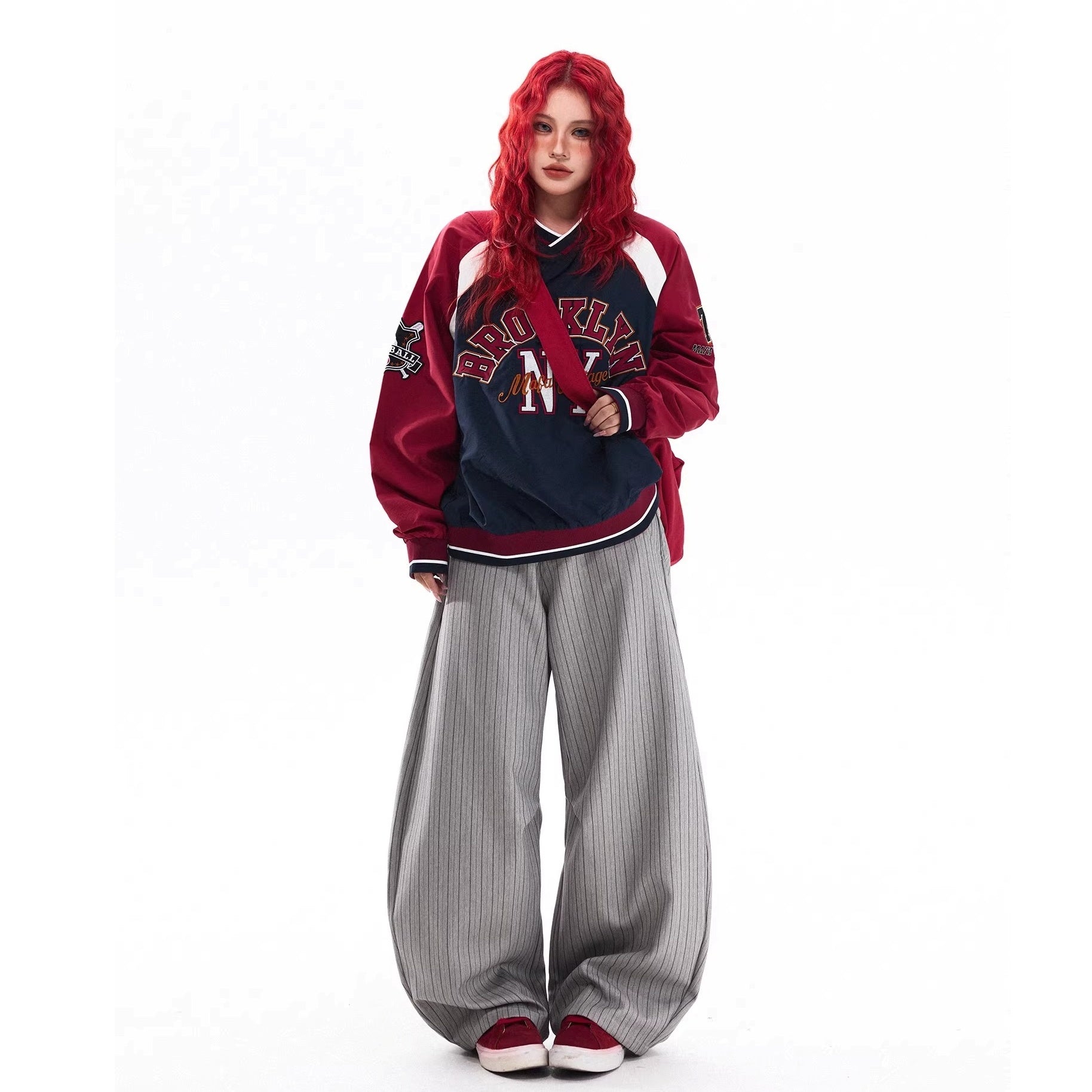 V-neck Baseball Design Athleisure Pullover MW10320