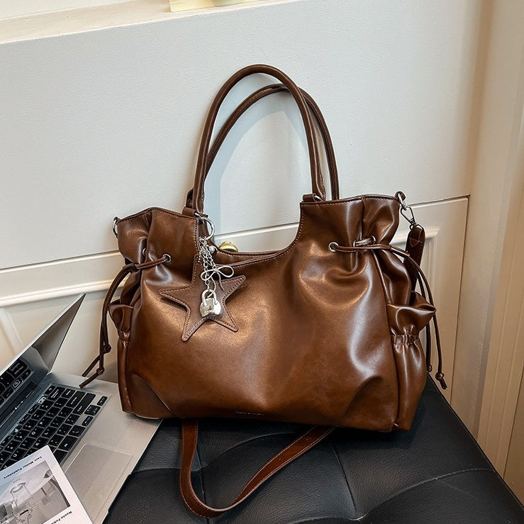 PU Leather Retro Shoulder Bag With Star Charm BA046