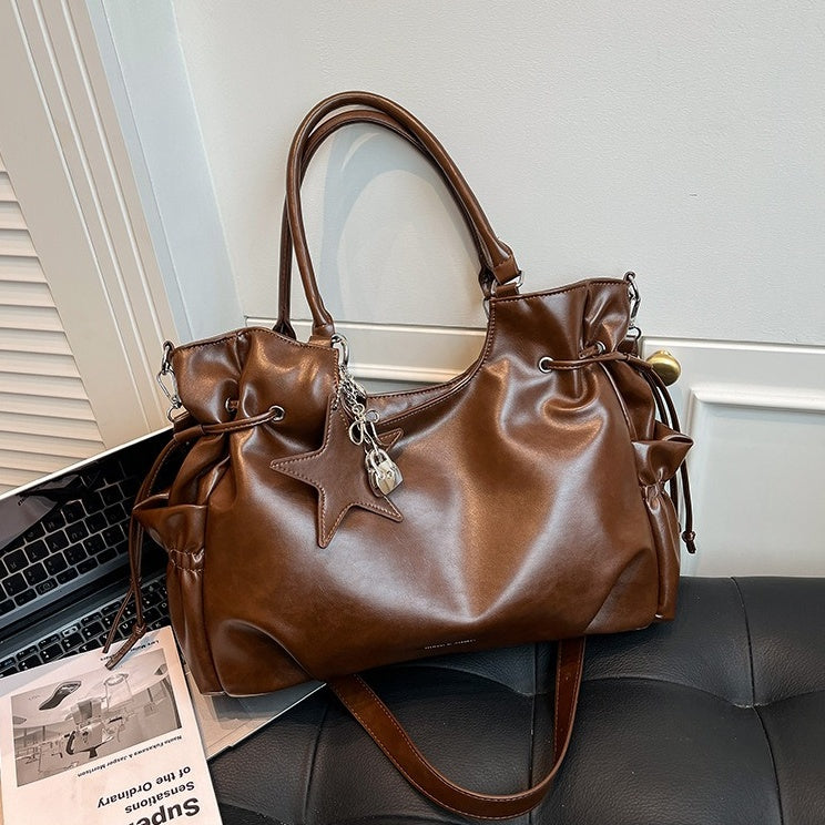 PU Leather Retro Shoulder Bag With Star Charm BA046