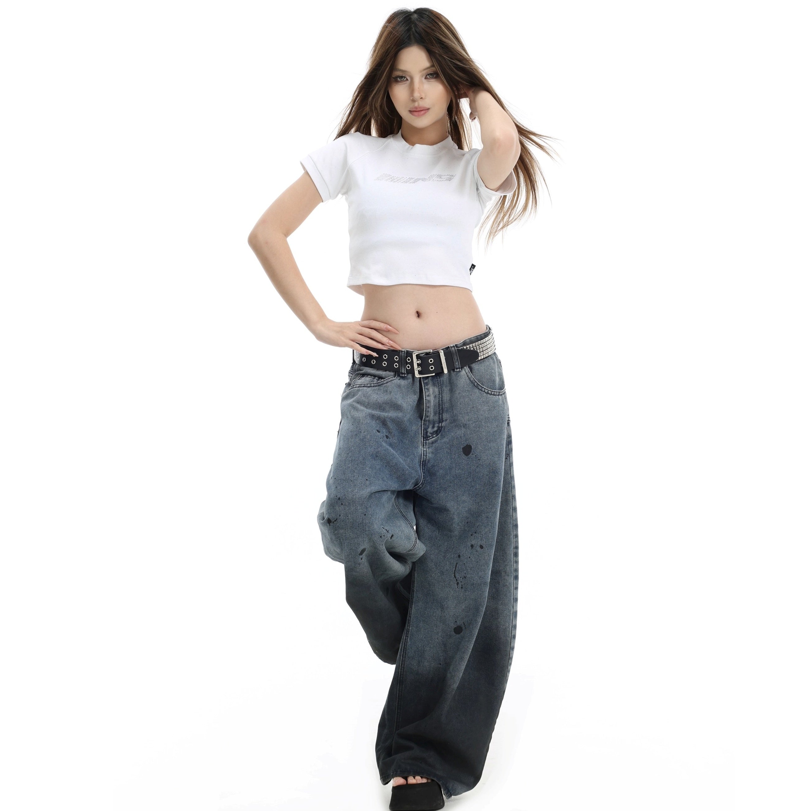 Rhinestone LOGO Cropped Slim Raglan T-Shirt IN7015
