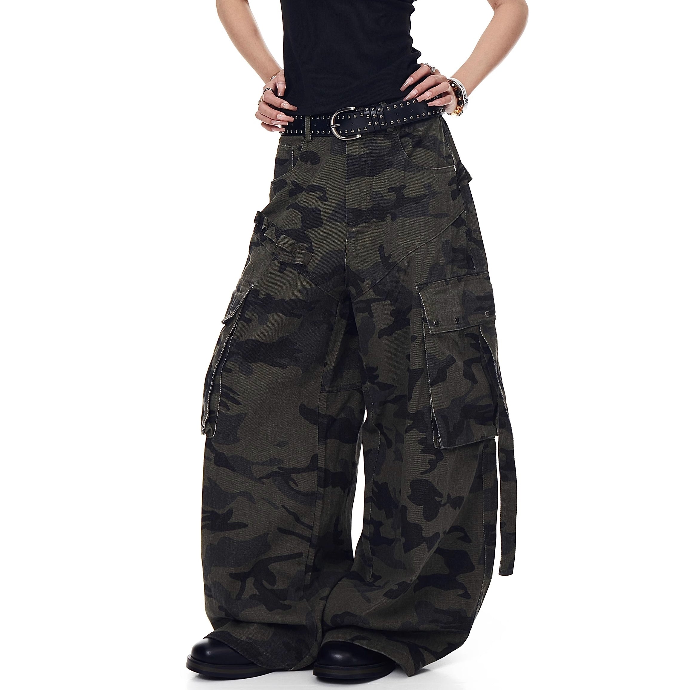 Camouflage Wide Cargo Curve Pants MW10204