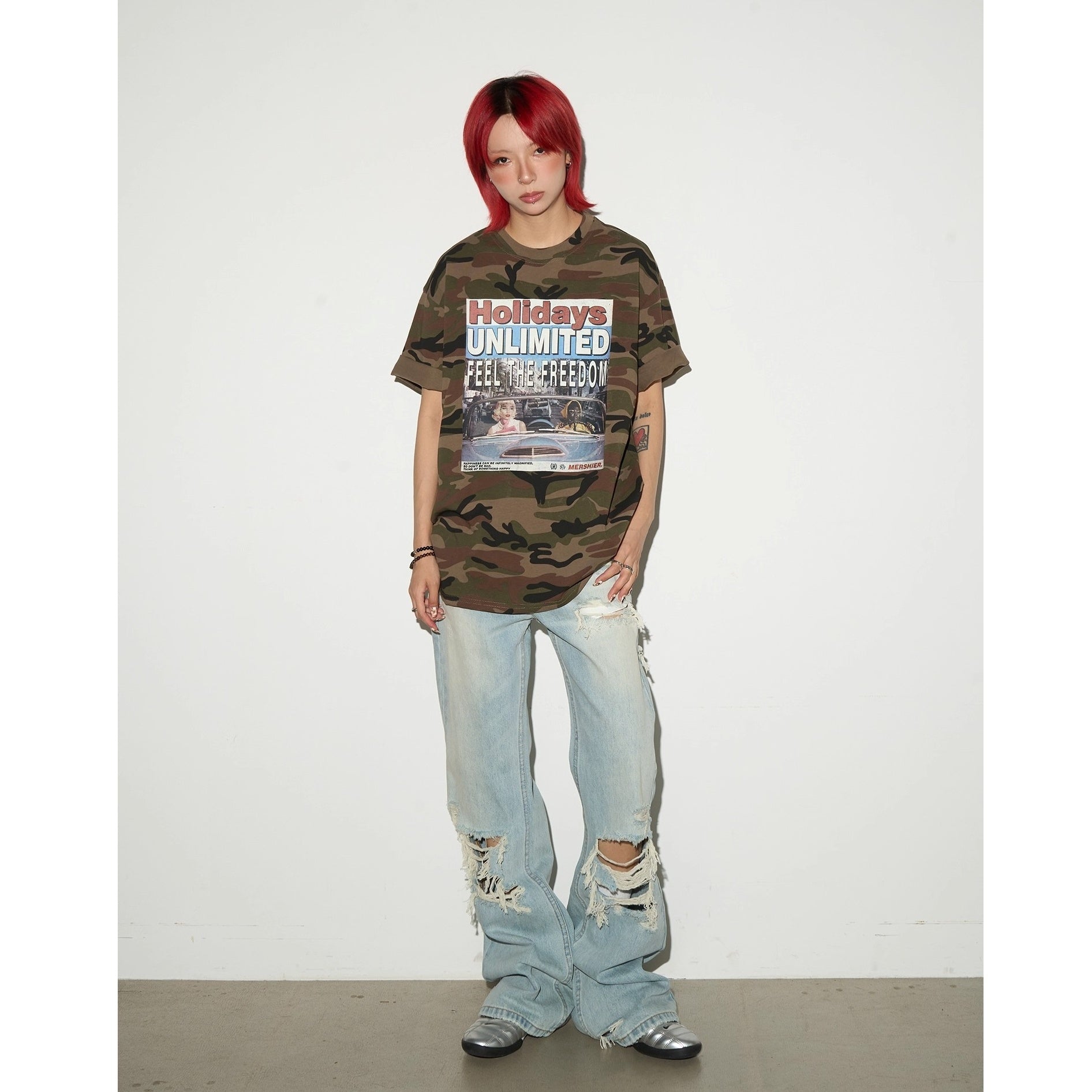 Graffiti Camouflage Letter Print T-shirt MN9023