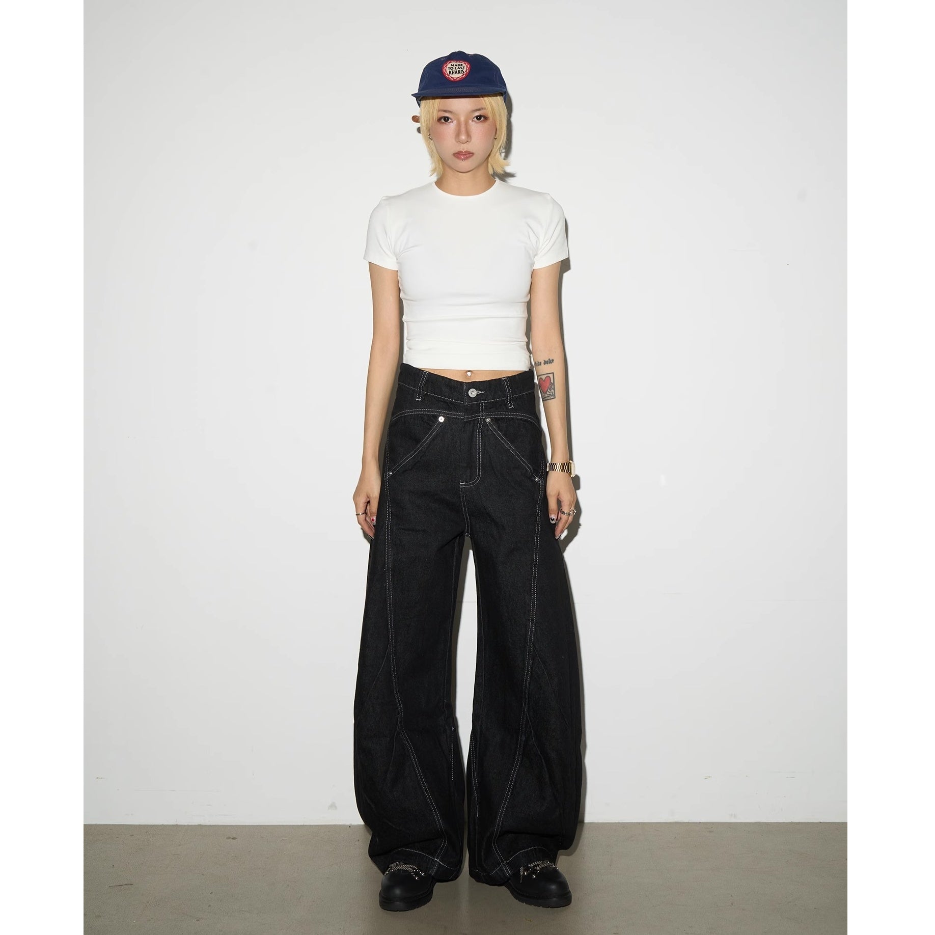 ステッチバルーンワイドデニムパンツ MN9022