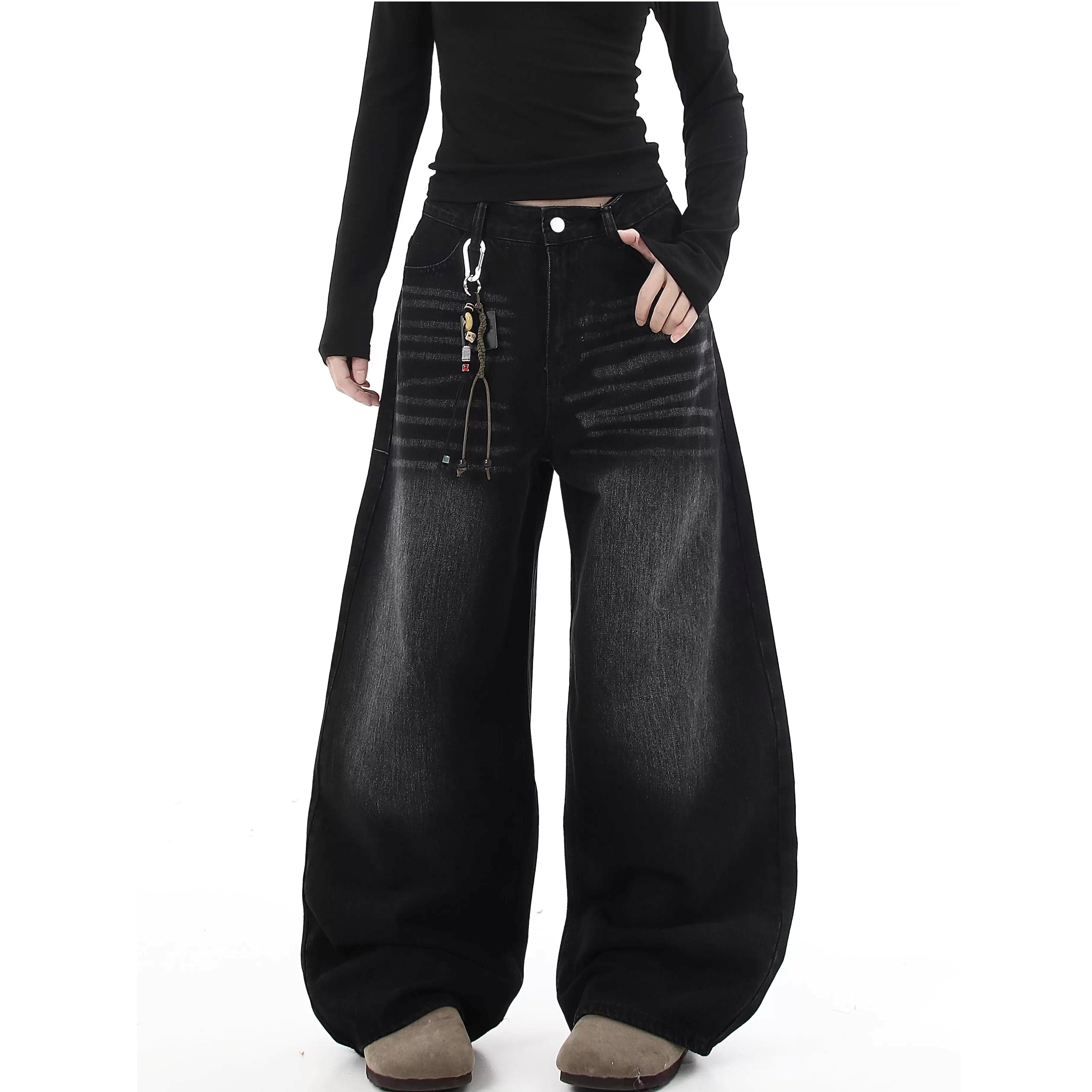Back Embroidered Loose Banana Jeans MW10238