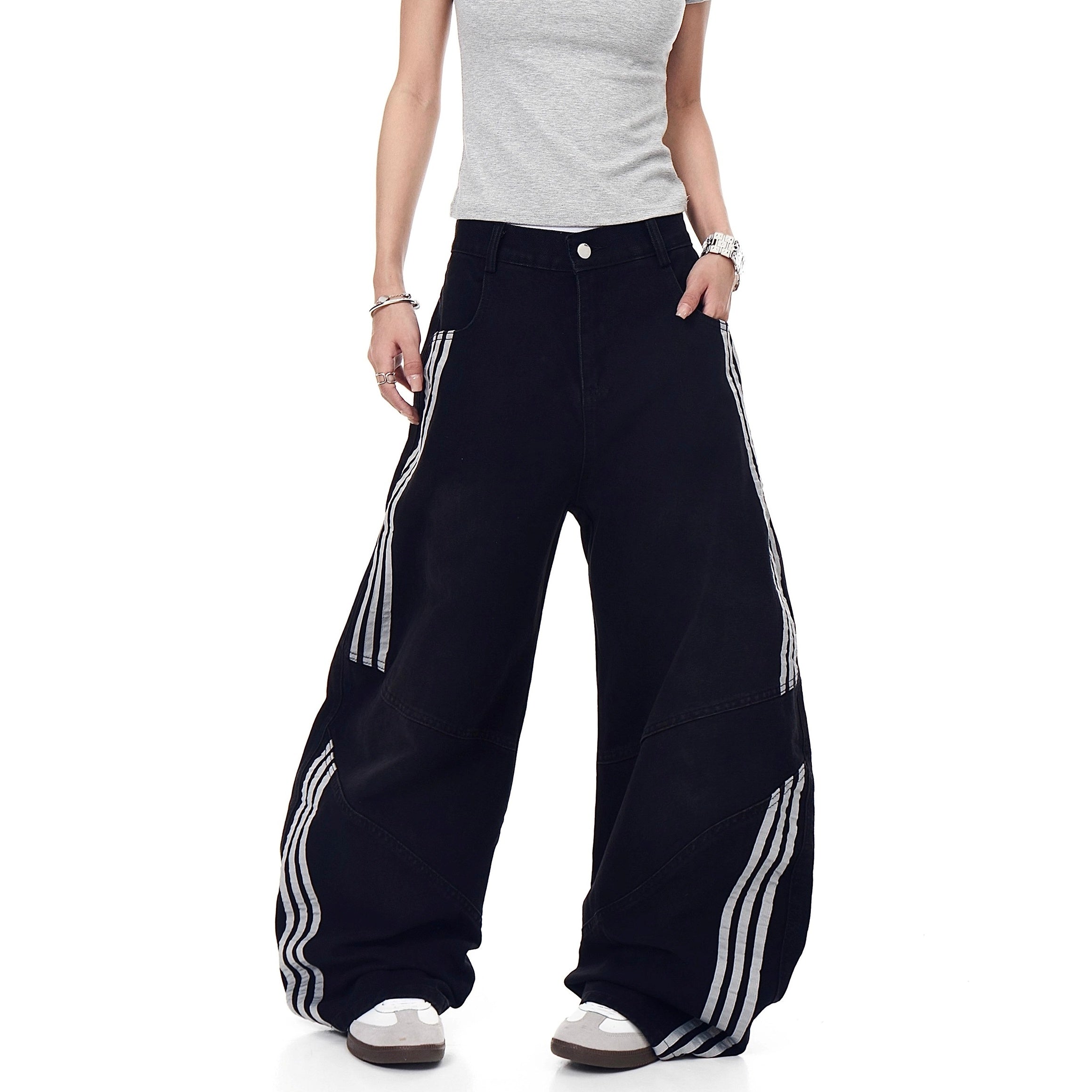 Three-Bar Splicing Wide-leg Curve Jeans MW10244