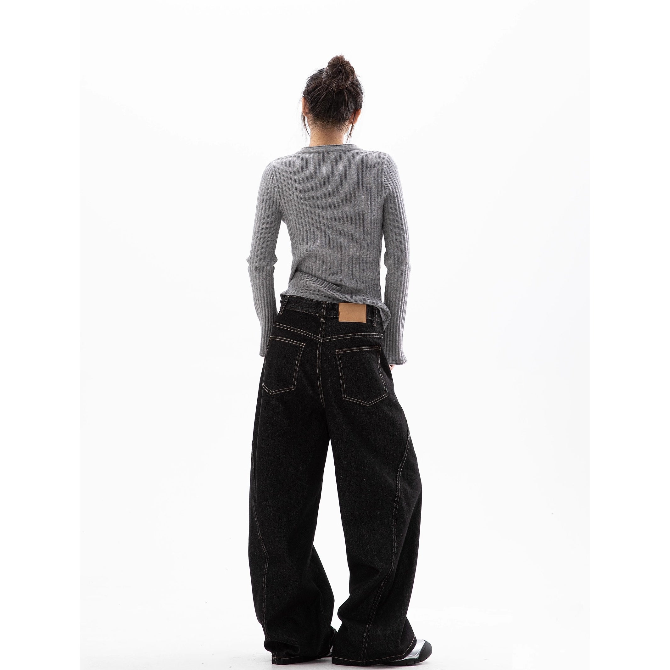 Design Stitch Loose Curve Pants IC9113
