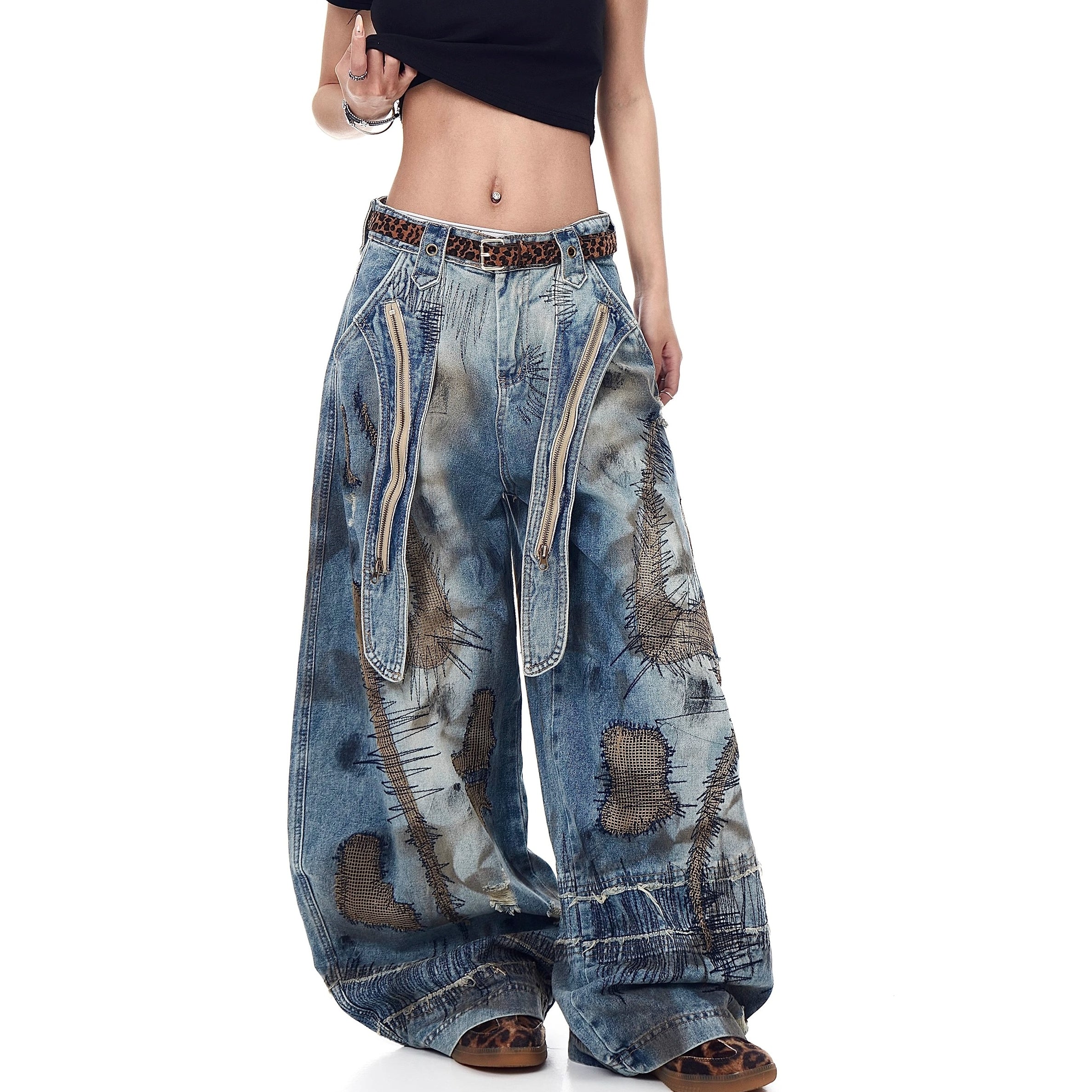 Dirty Embroidered Loose Curve Jeans MW10197