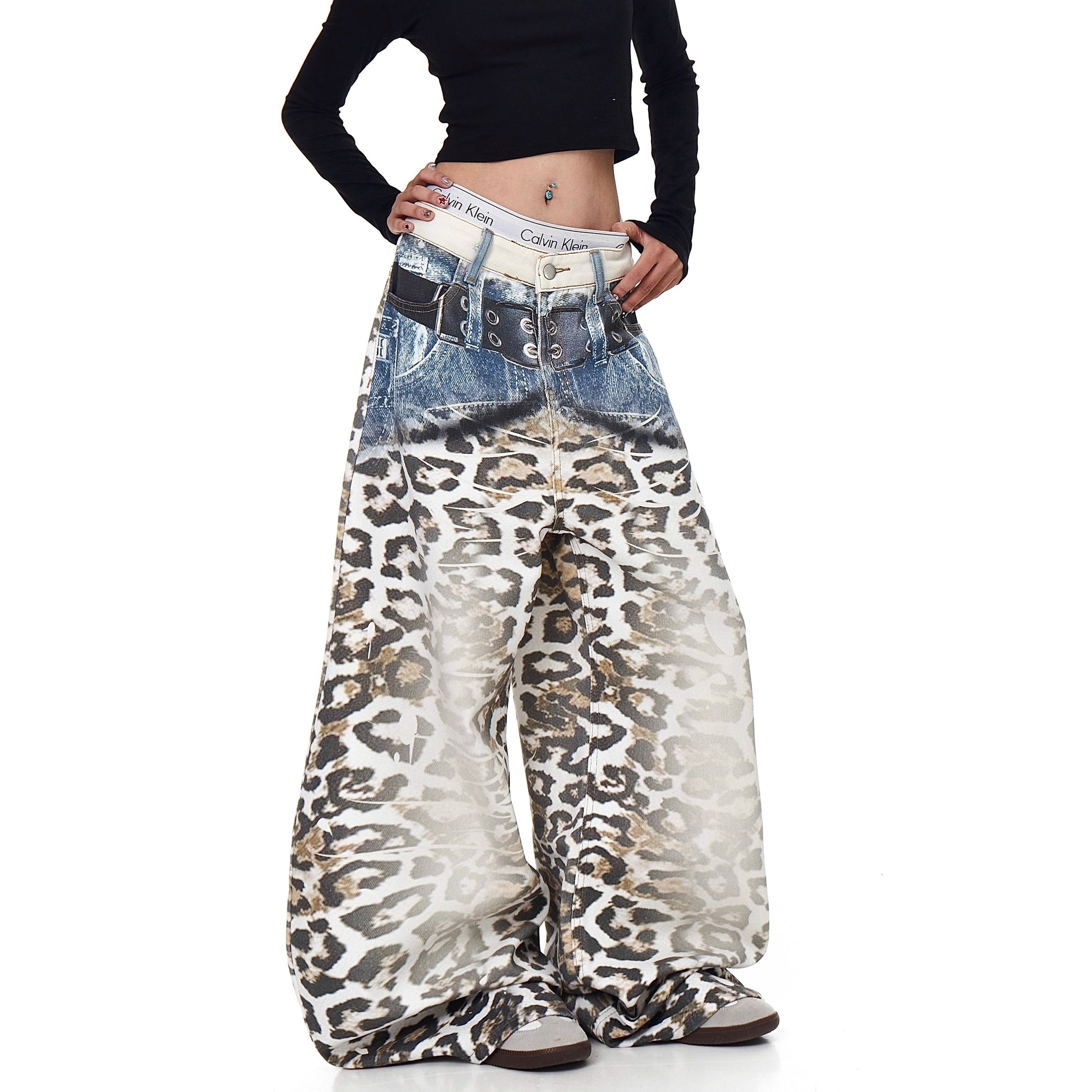3D Belt Leopard Print Scimitar Jeans BK7038