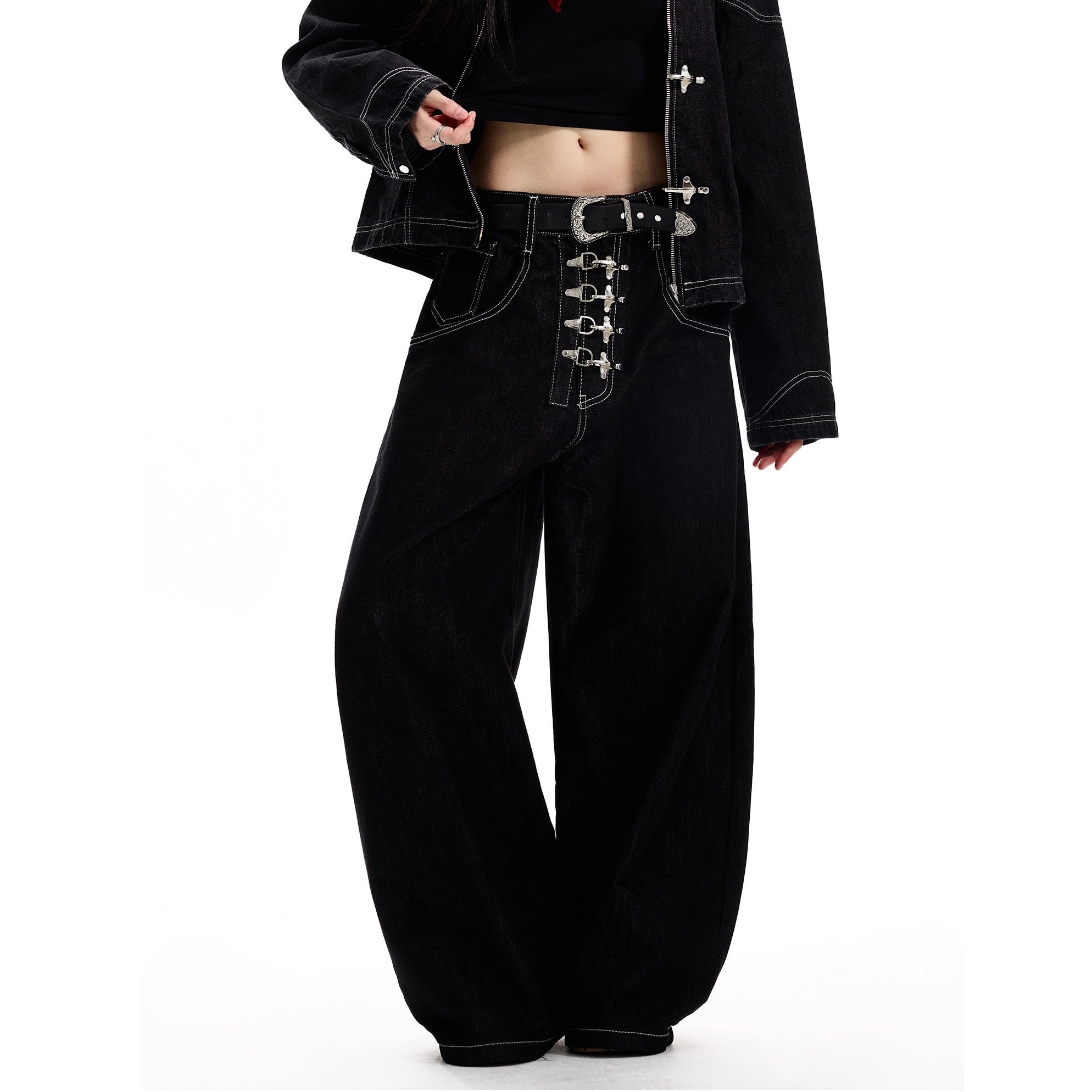 Metal Buckle Design Curve Jeans MW10301