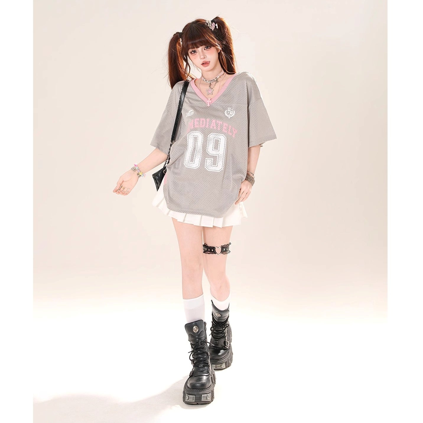 Drop-shoulder V-Neck Mesh T-Shirt KK2070