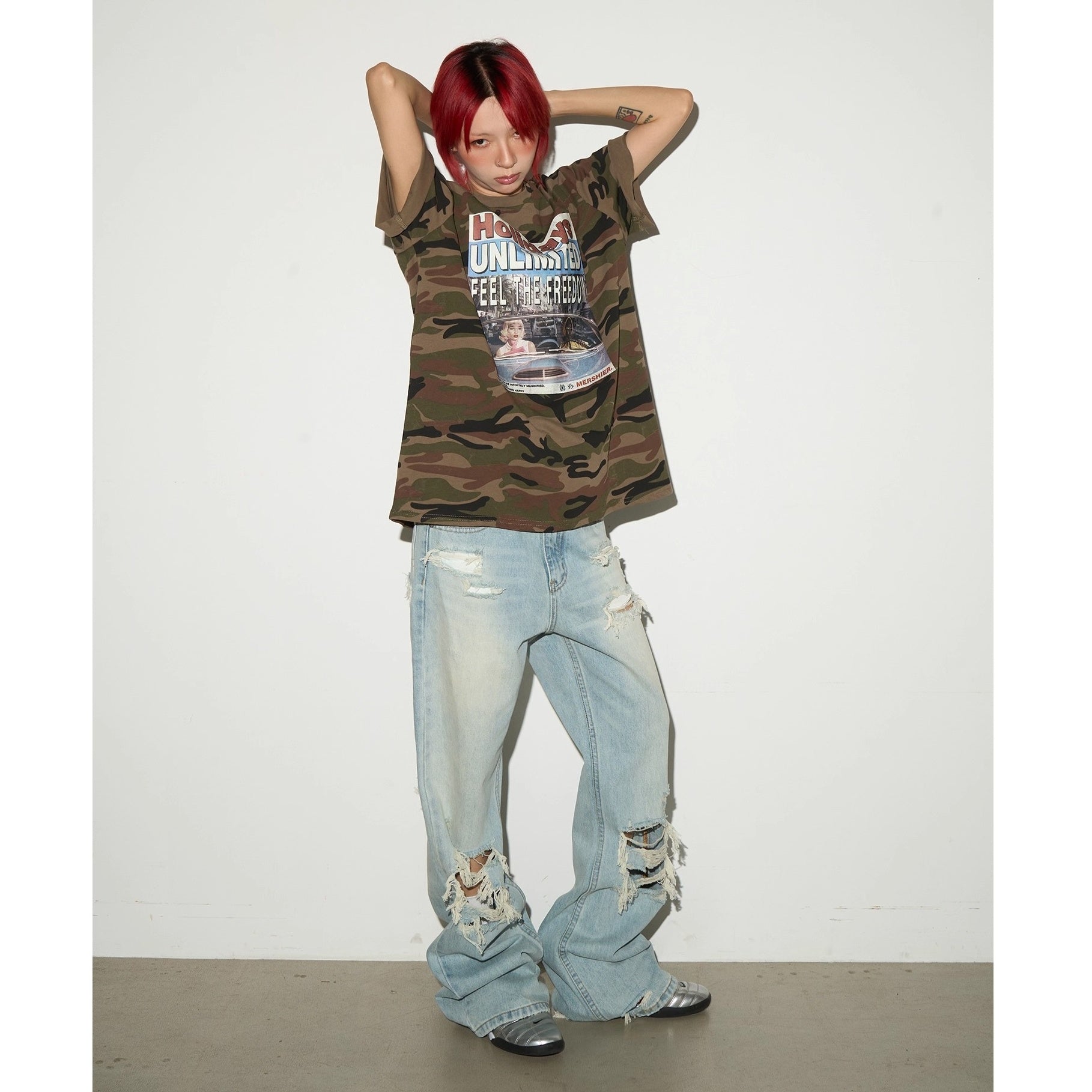 Hole Lift Washed Jeans MN9024