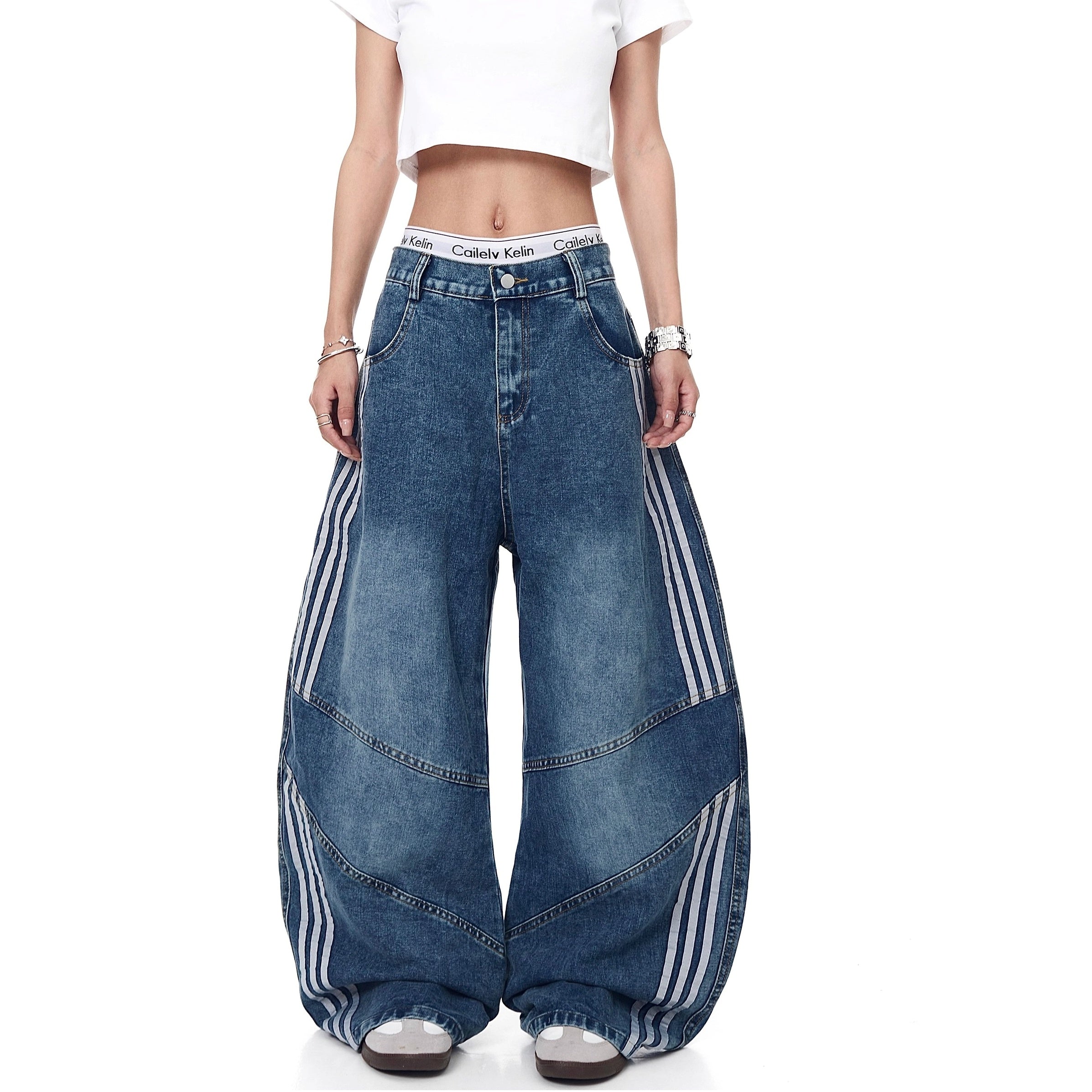 Three-Bar Splicing Wide-leg Curve Jeans MW10244