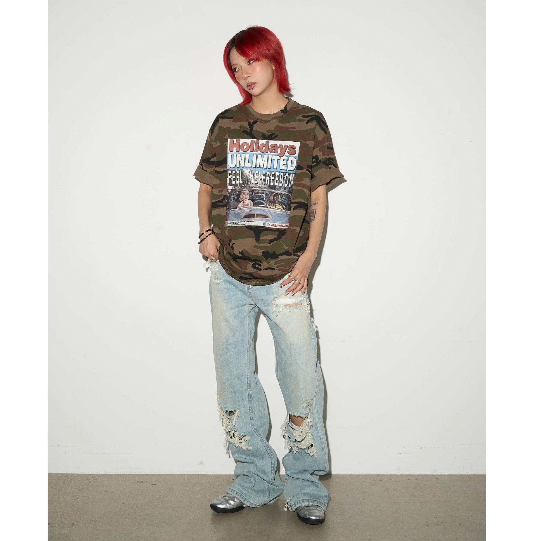 Graffiti Camouflage Letter Print T-shirt MN9023