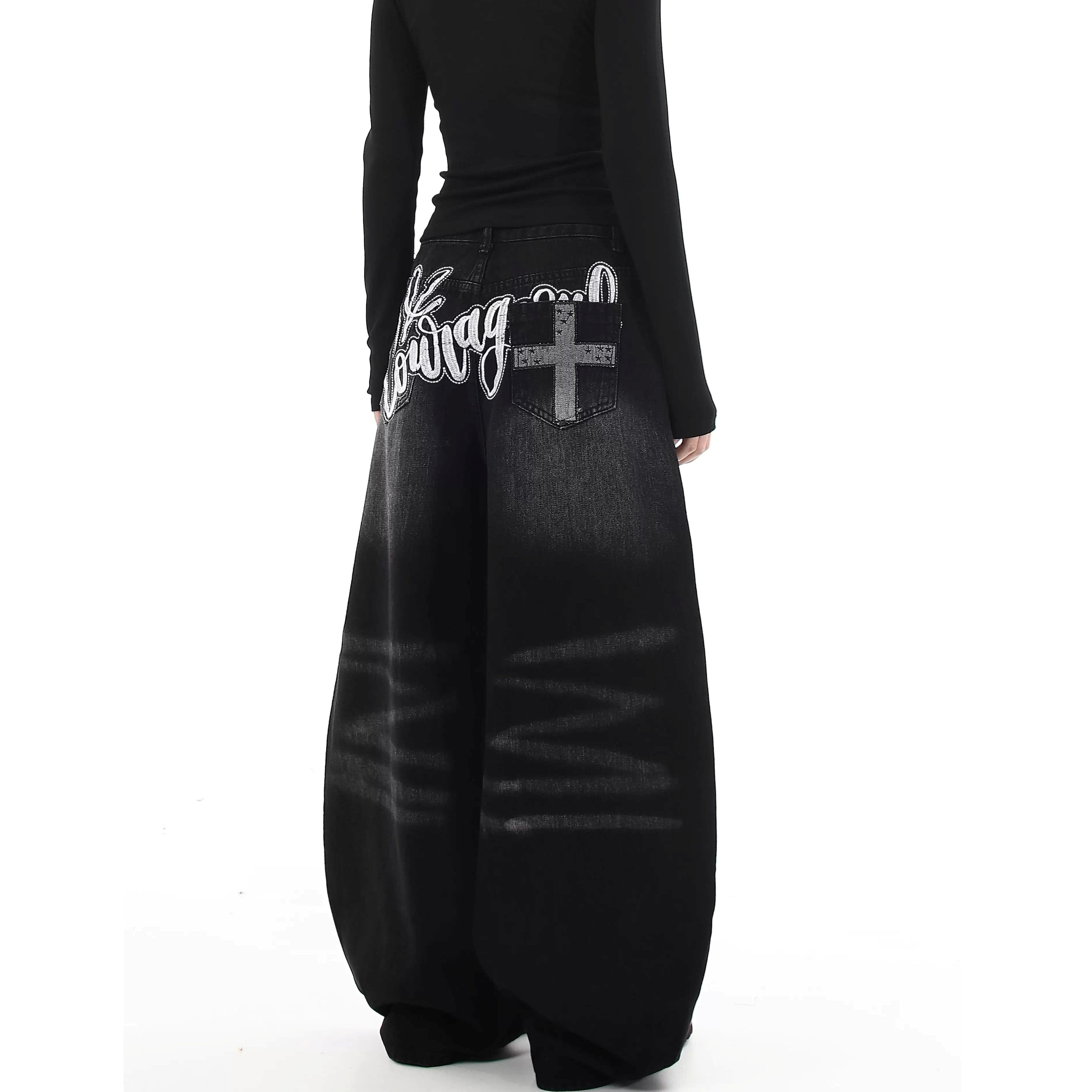 Back Embroidered Loose Banana Jeans MW10238